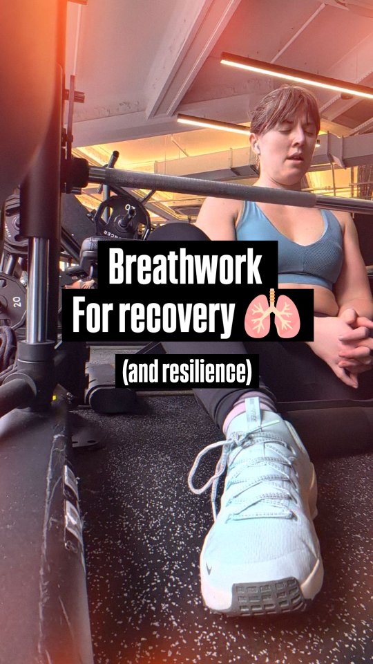 🫁 Breathwork in the Gym 🫁
Here's a short demo of how I use Breathwork whilst training for recovery AND to build a little mental resilience.
After a set, when the heart is pumping fast, and the impulse is to huff and puff and breathe fast.
Try staying really present
Really in the body
And see if after a few moments you can focus on slowing the breath down.
And relaxing into the challenge of it.
Not easy! The impulse is to breathe fast and fidget and escape the sensation 🤪
But can be GREAT for recovery and for building a higher stress tolerance.
Feeling a tough sensation and instead of RE-acting, RE-laxing into it.
Teaching your body and brain that challenge and change is ok, and is safe.
Have you ever tried breath in the gym? 🫁
Let me know your practices below fam 👇
Xxx
Jenny
.
.
.
#breathwork #breathexercise #londonbreathwork #gymcommunity #gymtips