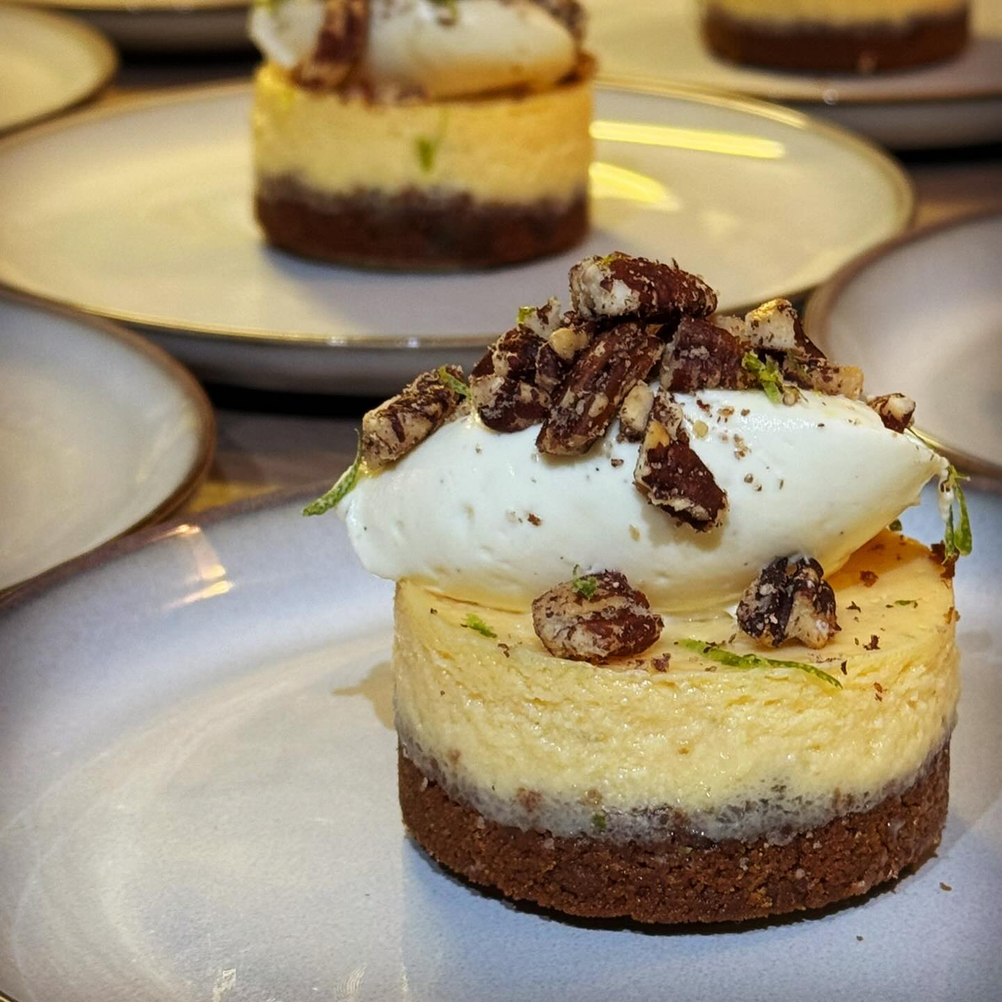 Seasonal Spring Menu 🌷
Local Produce - In Season - Intense Flavour
Baked Key Lime Pie
Caramelised Pecans - Orange Liqueur Cream
Available from 1st March 2026.