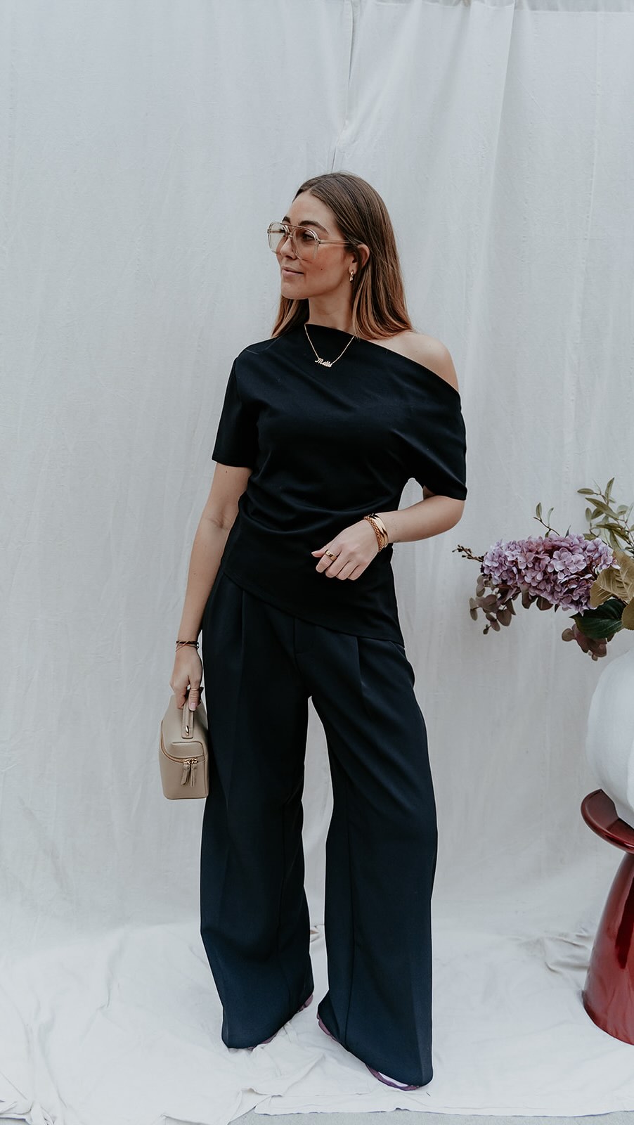 Palma top X Florence pantalon! De perfecte match 🫶🏽
Palma top €44.95
Florence pantalon €59.95
www.juliabybb.com
#juliabybb #juliaturnhout #ootd #webshop #newcollection