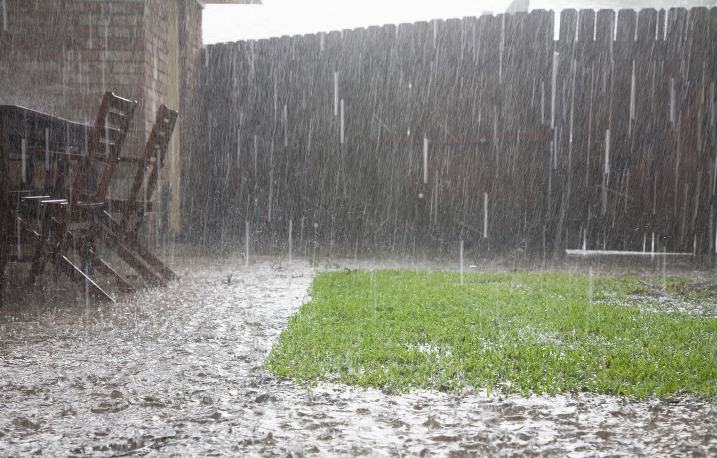 It’s been raining all month ☔
Wondering if you can still test your soil?
Yes, you can. Wet weather doesn’t make soil testing pointless, but it does change how results should be interpreted.
Smart sampling = useful data = best to wait for rain to stop!
But there is nothing wrong with being prepared ... check out our soil tests here ... https://www.safesoil.co.uk/order-test-kit
#soiltesting #SafeSoilUK #soil #healthysoil #healthygardens