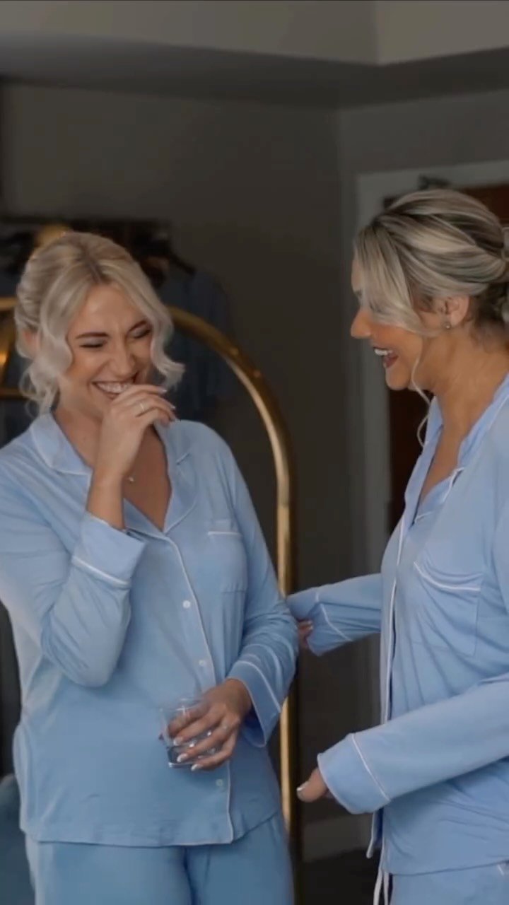 Galentine’s energy
Bridesmaid devotion
Captured forever 🤍
Because your wedding day isn’t just about the vows,
it’s about the women who walked with you to the aisle 🤍