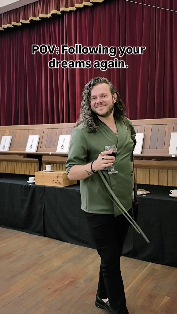 Nothing much, just following my dreams again... ✨✨✨
What an absolute honour to have been part of this amazing 51 4th ART exhibition🎨 Thank you so much @ernest_korkie for the opportunity!
A HUGE thank you to all who attended and bought some art! Your support means the world to me🙏❤️
#art #artexhibition #exhibition #aboutlastnight