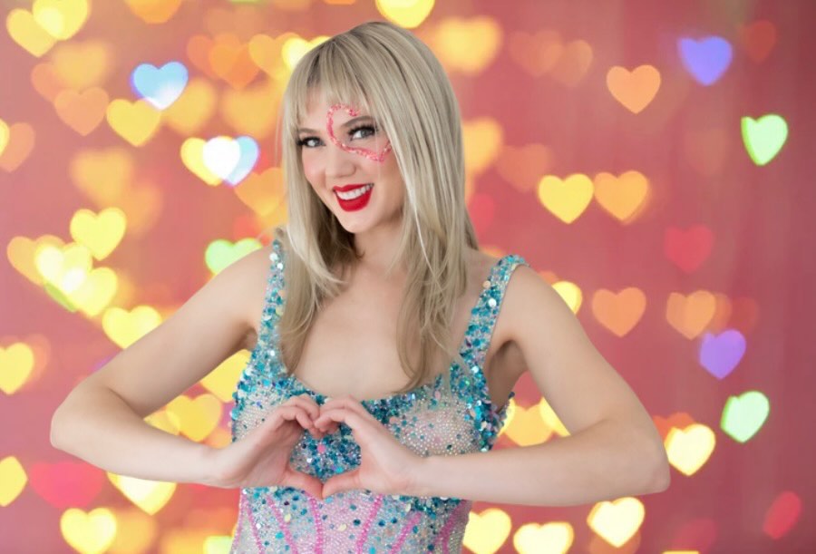 💖💖💖Happy Valentines Day! I love what I do and so I’m sending love to you😻😻😘😘🥂🥂🥂💖
#valentinesday #taylorswifttribute #tributeartist #tributeshow #fyp
*Elizabeth as Taylor Music is an unofficial tribute to Taylor Swift and Taylor Swift’s music and is not endorsed by or in any way affiliated with TAS Rights Management, Taylor Swift, or their affiliated entities, and the event organizers have indemnified TAS Rights Management, Taylor Swift, or their affiliated entities against any and all claims relating to any injury, death, or other harm that could befall event attendees.*