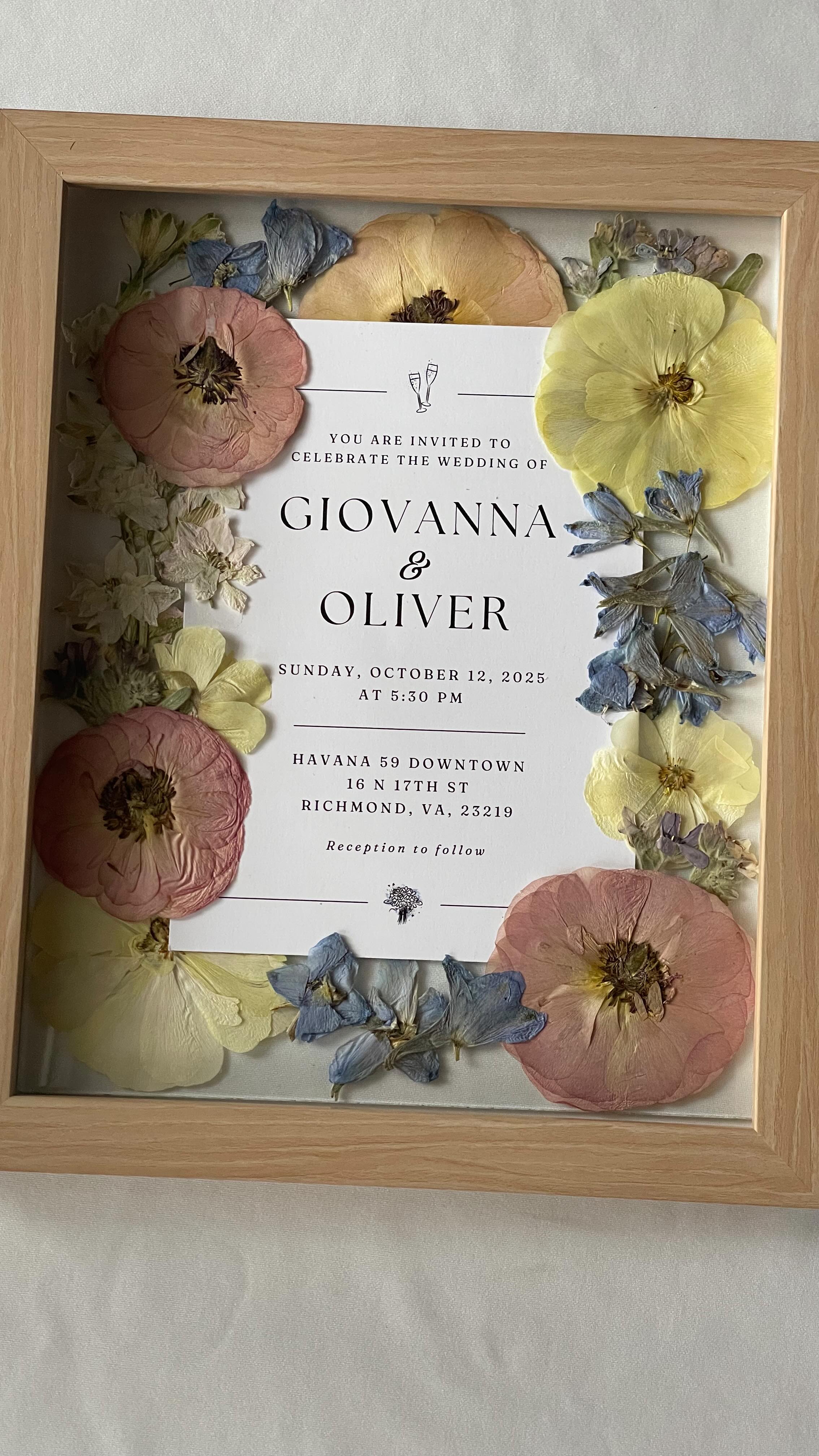 Some pressed floral frames that have been sent home recently ❤️
✨
If you are interested in our preservation services in 2026, inquire at heirbloomcreative.com.
.
.
.
#floralpreservation