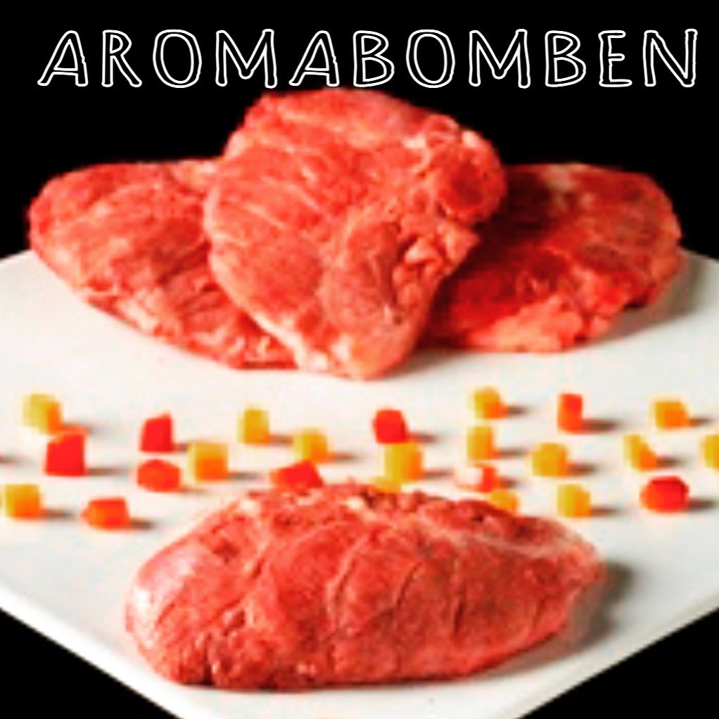 Die Carrilada – Wahre Aromabomben sind diese von hocharomatischen Fettadern durchzogenen Schweinebäckchen, die geschmort ein unvergeßliches Geschmackserlebnis bieten.
www.uhlfleisch.de www.lieblingsmetzger.de
#lieblingsmetzger #uhlfleisch #schallsatdt #fleischessersindbessereliebhaber #bbglove #instafood #freiburg #yummy #foodlogger #handwerk #burgerlove #vommetzger #gönndir #butterzart
Werbung