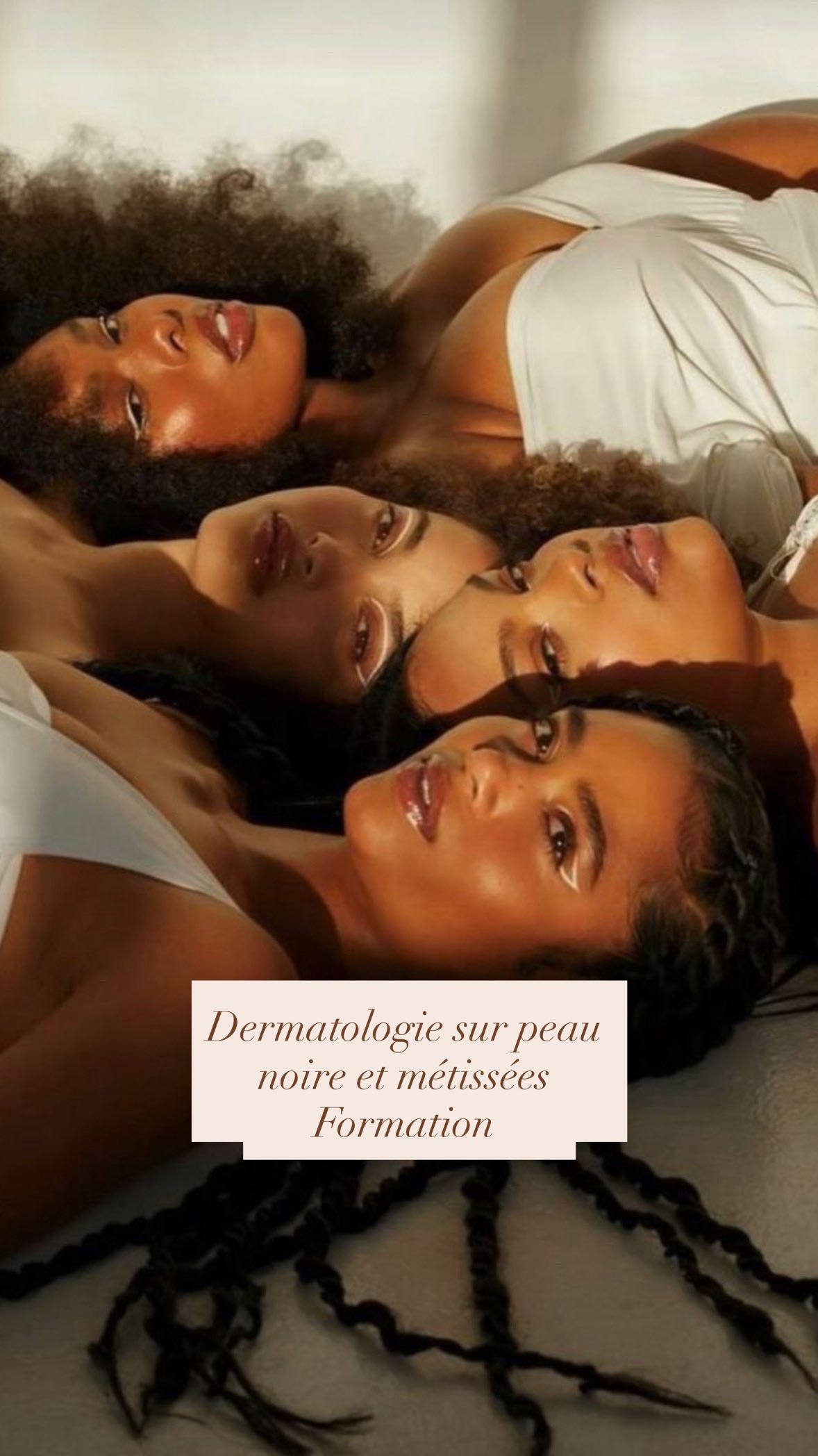 **Une passionnée de la peau en formation**
La peau nous envoie beaucoup de signaux à chaque période et à chaque saison de notre vie.
Avant d’être spécialiste de la peau, j’étais frustrée de ne pas savoir ce qu’il se passait sur ma peau, frustrée au moindre petit bouton qui pouvait apparaître.
Mon objectif est d’apporter plus de réponses et des solutions pour comprendre l’histoire de notre peau.
Chez @selabeaute on t’écoute, on prends le temps de questionner tes habitudes, de t’encourager à poursuivre les bons gestes afin de mettre en place un parcours sur mesure entre maison et institut ✨
Le diagnostic est une immersion au cœur de ta peau, il te permet de découvrir les mécanismes de fonctionnement de celle-ci et de comprendre ce qu’il se passe réellement en profondeur.
Et toi ça t’es déjà arrivé de ne pas comprendre ce qu’il se passe sur ta peau ?