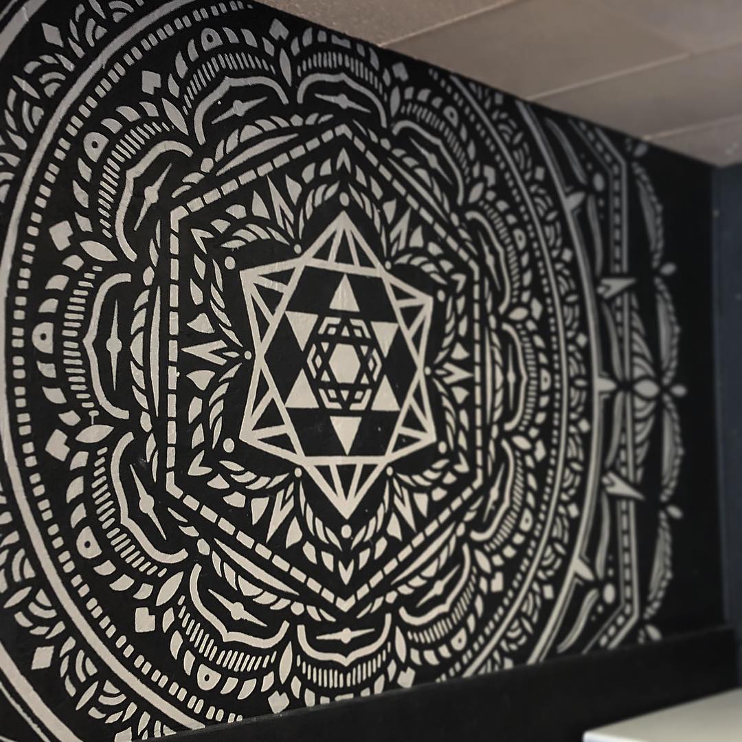 Did this #visalia #tulare #lemoore #fresno #tularetattoo #tzedakahatelier #visaliatattoos #fresnotattoos #aaronleroi #tattoo #blackwork #dotwork #lemoore #mandala #mandalatattoo #mandaladesign #mandalaart #mandaladrawing #dotworkmandala #dotworktattoo #blacktattooart #geometrictattoo