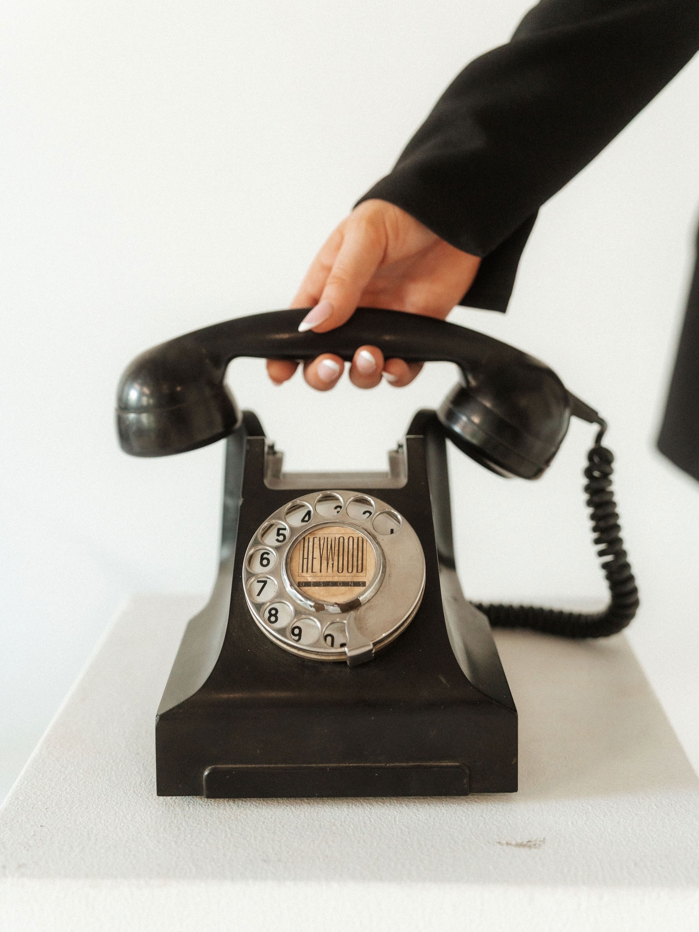 Your social media should work as hard as your clinic does.
As your clinic grows and your services evolve, now is the perfect time to make sure your social presence reflects the level your brand operates at.
It’s not just about posting more, it’s about sharing content that’s strategic, consistent and actually reflects your expertise.
At Clinic Communications, we don’t do ‘just posting’.
We create social strategies built on health promotion principles, clear messaging and visuals that complement your brand experience, designed to put your clinic in front of the right audience, with purpose.
Whether you want to hand over your social grid or refine your strategy for the months ahead, we’re accepting new clients for seasonal onboarding across our social services.
Make sure your socials reflect the professionalism, care and experience of your clinic.
Tap the link in bio to enquire ♡