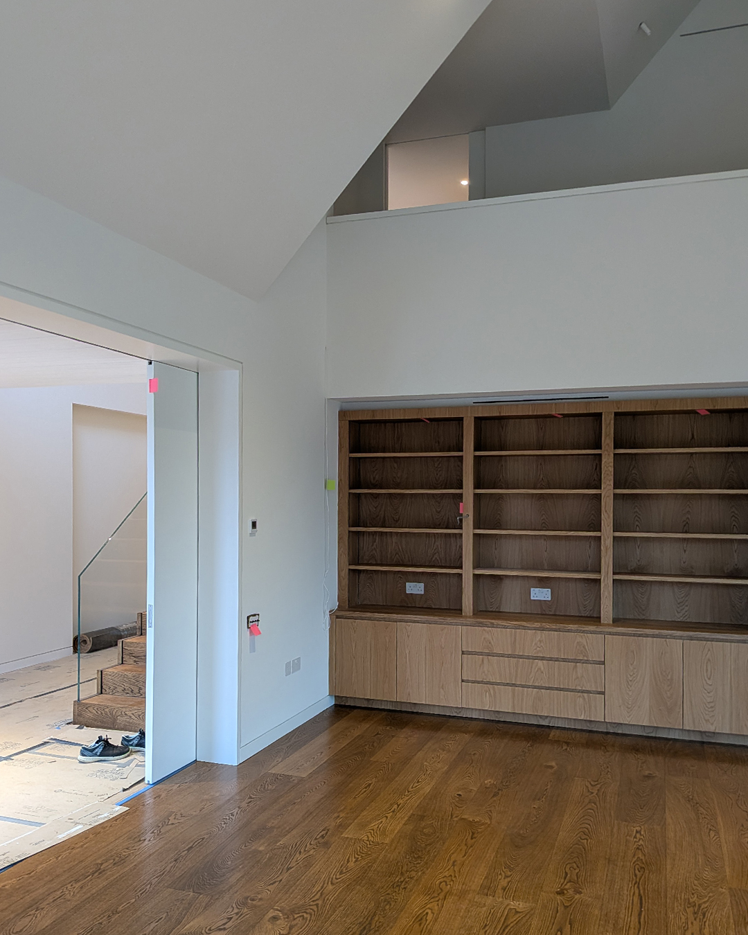 Wadhurst / Work in Progress - Luxury Countryside House
Snagging 🧐
Architects @theisandkhan
#construction #architecture #architect #newbuild #luxury #house #granddesigns #newbuildhouse #modernhouse #onsite #progress #contractor #contemporaryarchitecture #residentialarchitecture #eastsussex #winter #countryside #nature