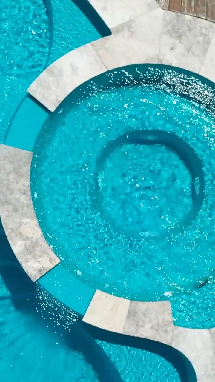 Your backyard. Your lifestyle. Your perfect pool.
From sleek lap pools to family-friendly designs and stunning resort style pools, there is a Leisure Pool to suit every home.
Let’s create a space you will love coming home to. Visit at the Bernoth Centre Toowoomba today!