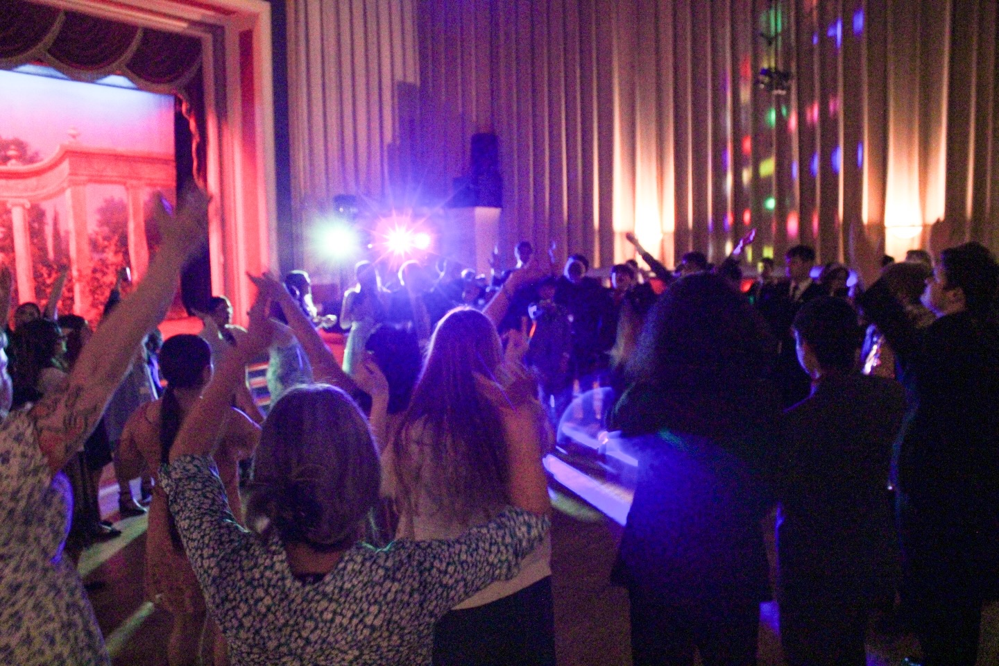 Disco lights have us feeling retro! 🪩 Glitter, groove and good energy only y’all! 💃🕺 #GovDayDance #GovernmentDay #Dance #DeMolay #IORG