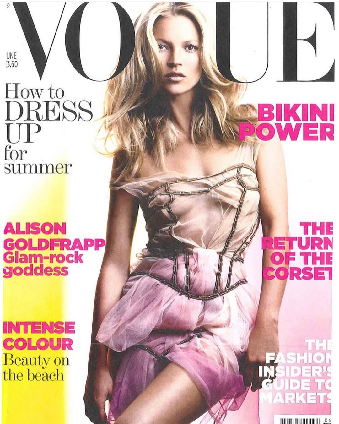 Years ago, being featured for my personal style in @britishvogue was the moment I understood that how I dress is not separate to who I am — it’s an extension of identity and Identity becomes STYLE.
British Vogue called me a "Spontaneous dresser".
The beginning of Living by Design™
#Imageconsultant @britishvogue @voguemagazine #tashahoman @voguearchive @selectmodelglobal