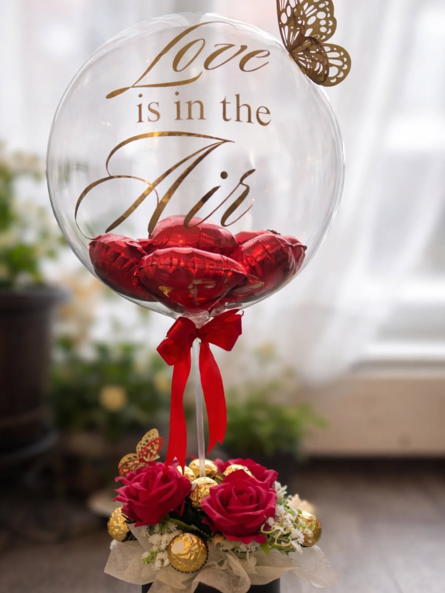 ✨ Love is in the Air ✨
A timeless piece designed to make hearts melt ❤️
Clear bubble balloon with gold lettering, filled with red hearts and styled with fresh romantic details at the base — the perfect gift for someone you truly love.
Perfect for:
• Valentine’s Day
• Anniversaries
• Surprise romantic gestures
• Luxury birthday gifts
Customization available ✍️
Delivery in Halifax & surrounding areas 🚗
DM to reserve yours — limited spots available 💌
Pop & Party Studio 🎈
#HalifaxNS #HalifaxNovaScotia #NovaScotiaSmallBusiness
#HalifaxEvents #SupportLocalHalifax
BubbleBalloon BoboBalloon LuxuryBalloons
BalloonDecor BalloonArtist
ValentinesGift RomanticGift AnniversaryGift
GiftIdeas LuxuryGift
EventStyling PartyDecor
SmallBusinessCanada WomenOwnedBusiness
LoveIsInTheAir