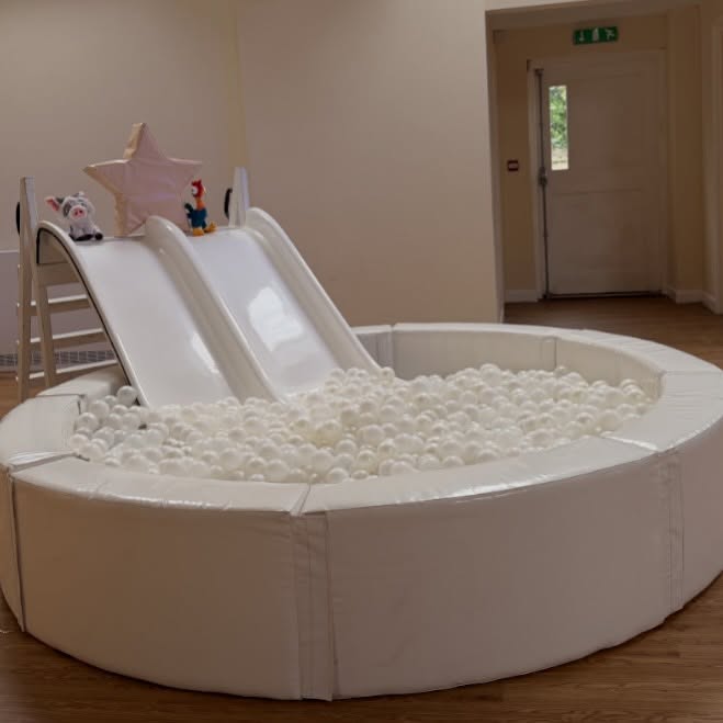 8ft ballpit with double slide is such a hit 🎉
Thank you for choosing dedicated to detail to be a part of your special day 🫶
#largeballpit #bouncycastlehire #softplay #childrensentertainment #birthdayfun