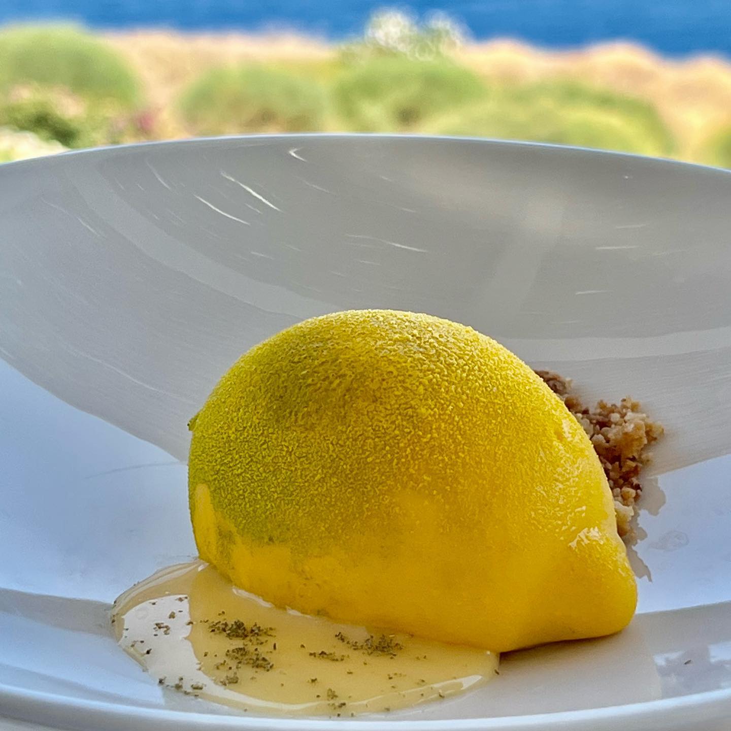 Delizia al limone. #dessert #luxury #otranto #restaurant #italy #puglia #fashion #salento #travel #love #lecce #style #sea #luxurylifestyle #apulia #instagood #summer #lifestyle #gallipoli #design #beautiful #mare #picoftheday #estate #photooftheday #italia #photography #weareinpuglia #madeinitaly #chefcristinaconte