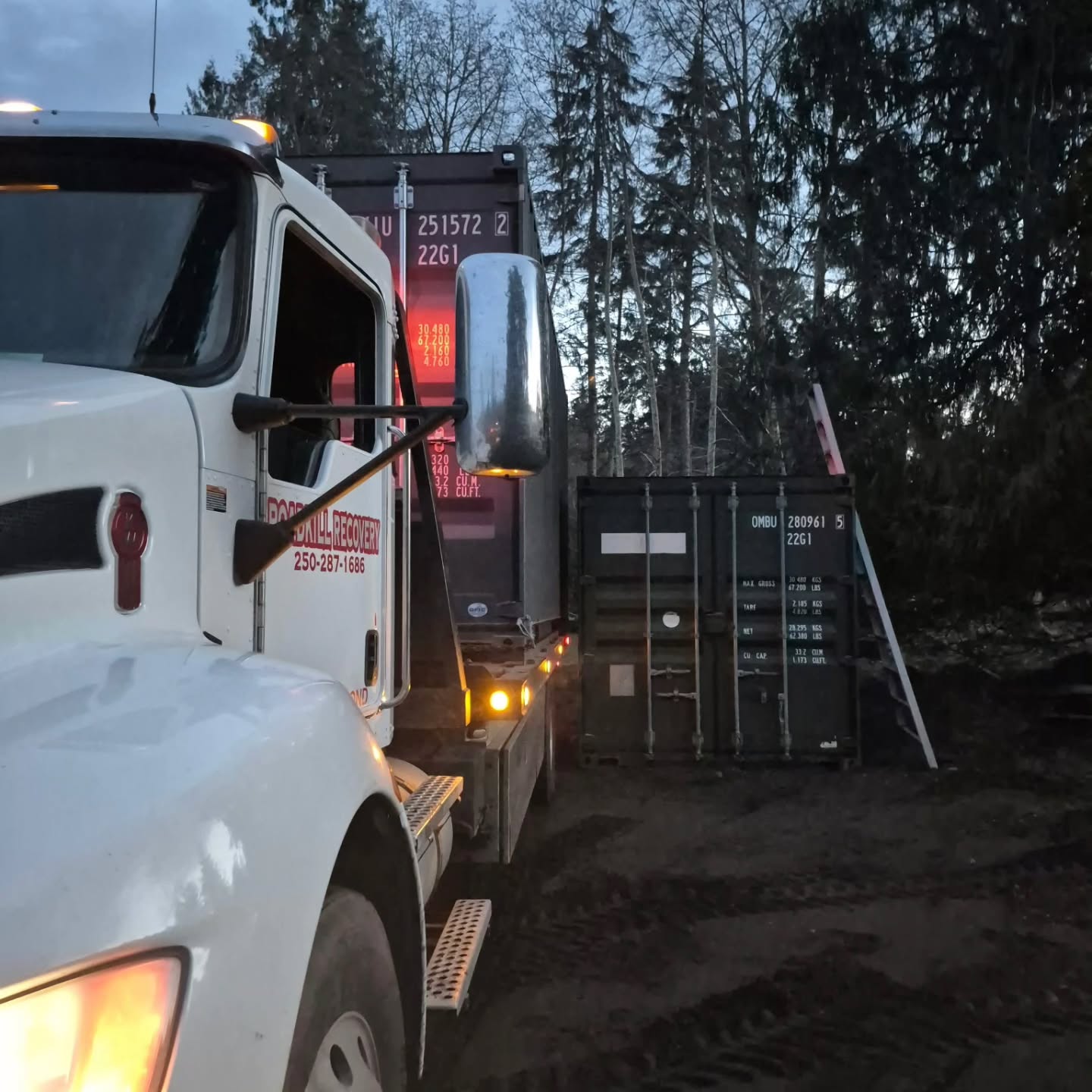 Dark grey container delivery by our talented driver Mark. Doesn't get much tighter than that!