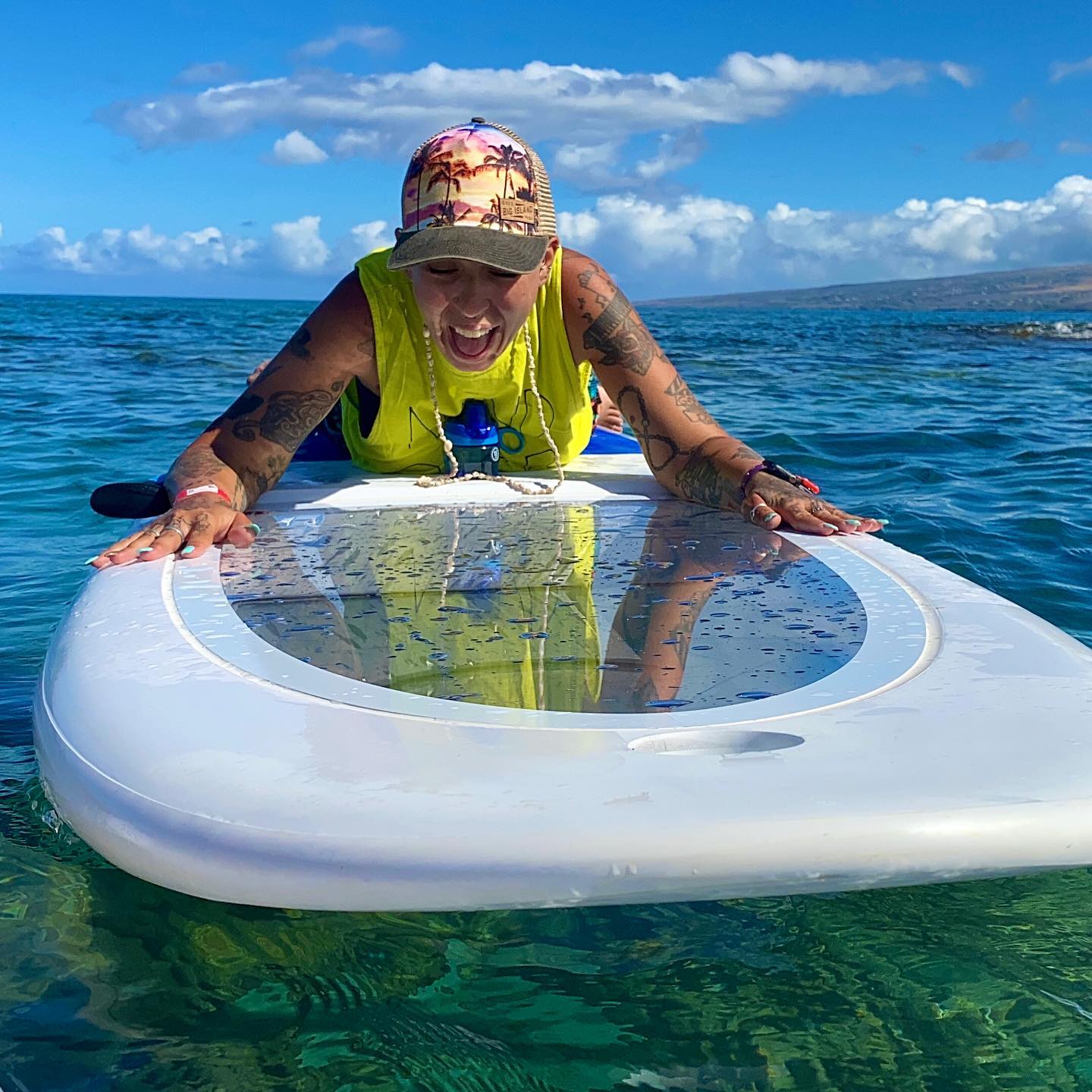 Hard not to smile when you see the honu cruising under the window 🙌🏽🐢🤙🏽
Snorkeling Views