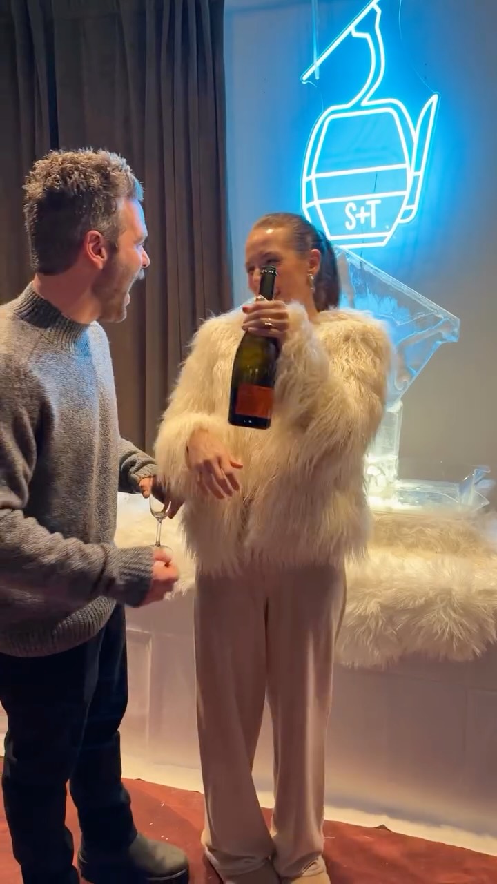 The perfect apres wedding party formula: Ice luge in the shape of the Tetons + endless Ullr + guests that know how to party + a bride with a heavy pour + all taking place at the iconic @virginianlodge = an unforgettable party 🎿🍾💍
Jackson Hole knows how to show up and show out for your guests from out of town and we’re so lucky to have captured it for this couples amazing wedding weekend.
Inquire in our DMs to secure content creation your 2026 wedding date 🩵
Planner: @lisa.mack.events
Wedding Content: @onsitesocialsjh
Design: @xowyopaper
HMUA: @traceygarciamua
Venue: @virginianlodge