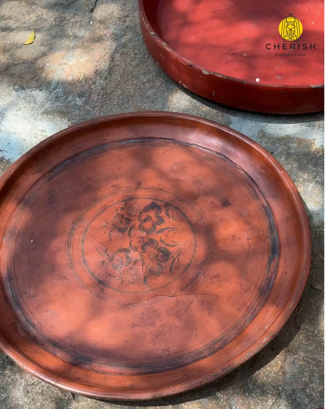 Layered in natural lacquer and painstakingly hand-etched, these antique Burmese lacquer trays and plates (yun lacquerware) are everyday surfaces shaped by ritual and time.
Once used across Myanmar for serving tea, holding betel leaves, and presenting offerings, each tray carries skill built up through generations of traditional lacquer craftsmanship.
Functional. Decorative. Deeply cultural.
Plates that once held stories — and still do.
Please DM for details.
.
.
.
.
.
#BurmeseLacquer
#AntiqueTrays
#SouthEastAsianArt
#Lacquerware
#CherishVintageFinds