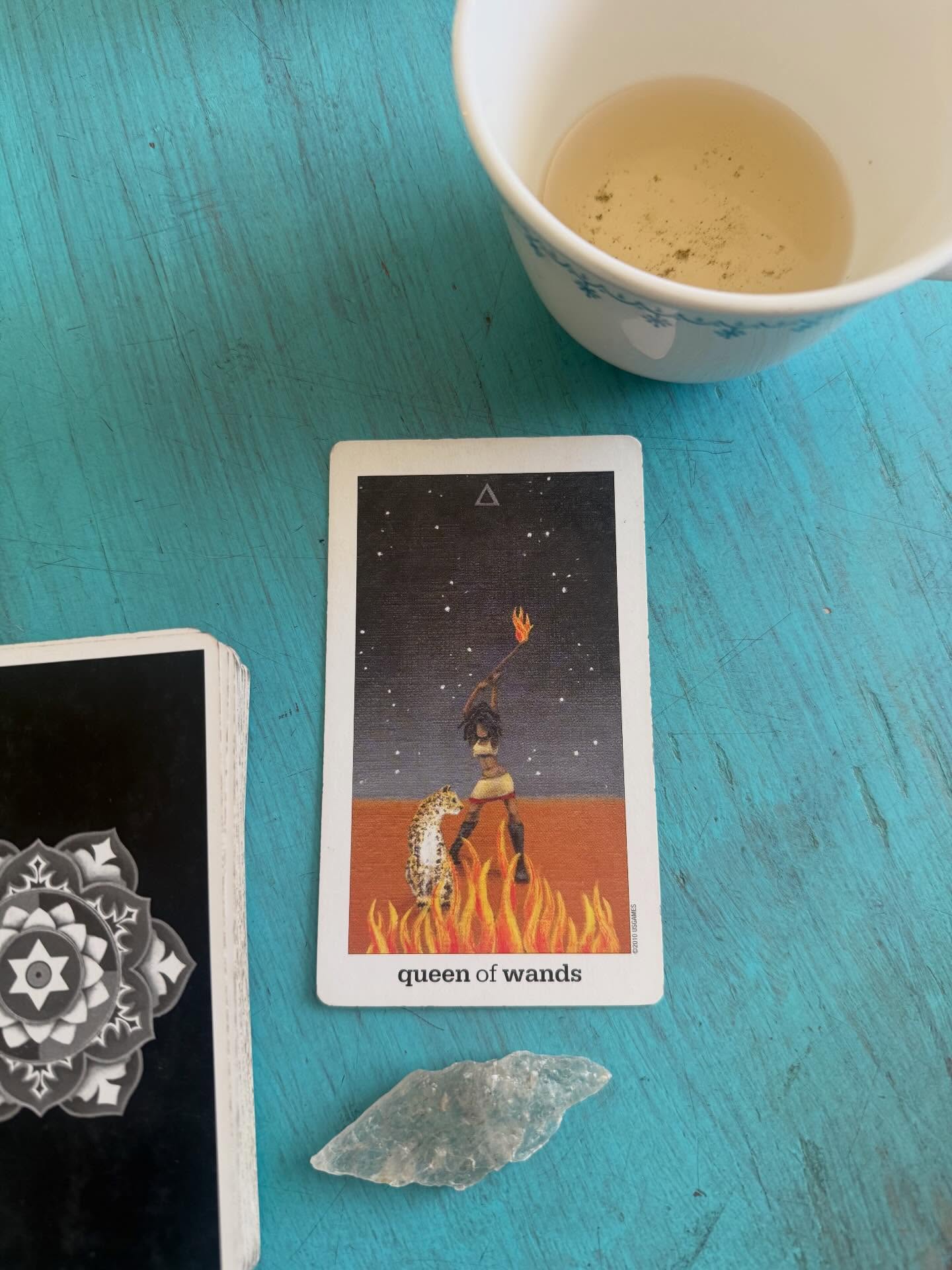 THE QUEEN OF WANDS 🔥 i’ve been working closely with her energy for quite a few years now - I am adorned with a beautiful queen of wands tattoo created by @sharonhealyarts - and when I finish a Tea & Tarot session, I love to draw the next card that remains on the top of the pile once my guests leave. 🔥 Quite often this is the card that will show herself, and when she arrives, I know that I spent that time deeply invested, connected to source energy, and doing exactly what I need to be doing.
Do you have a card that does this for you?
.
Happy #friday
.
#tarot #queen #tea #love