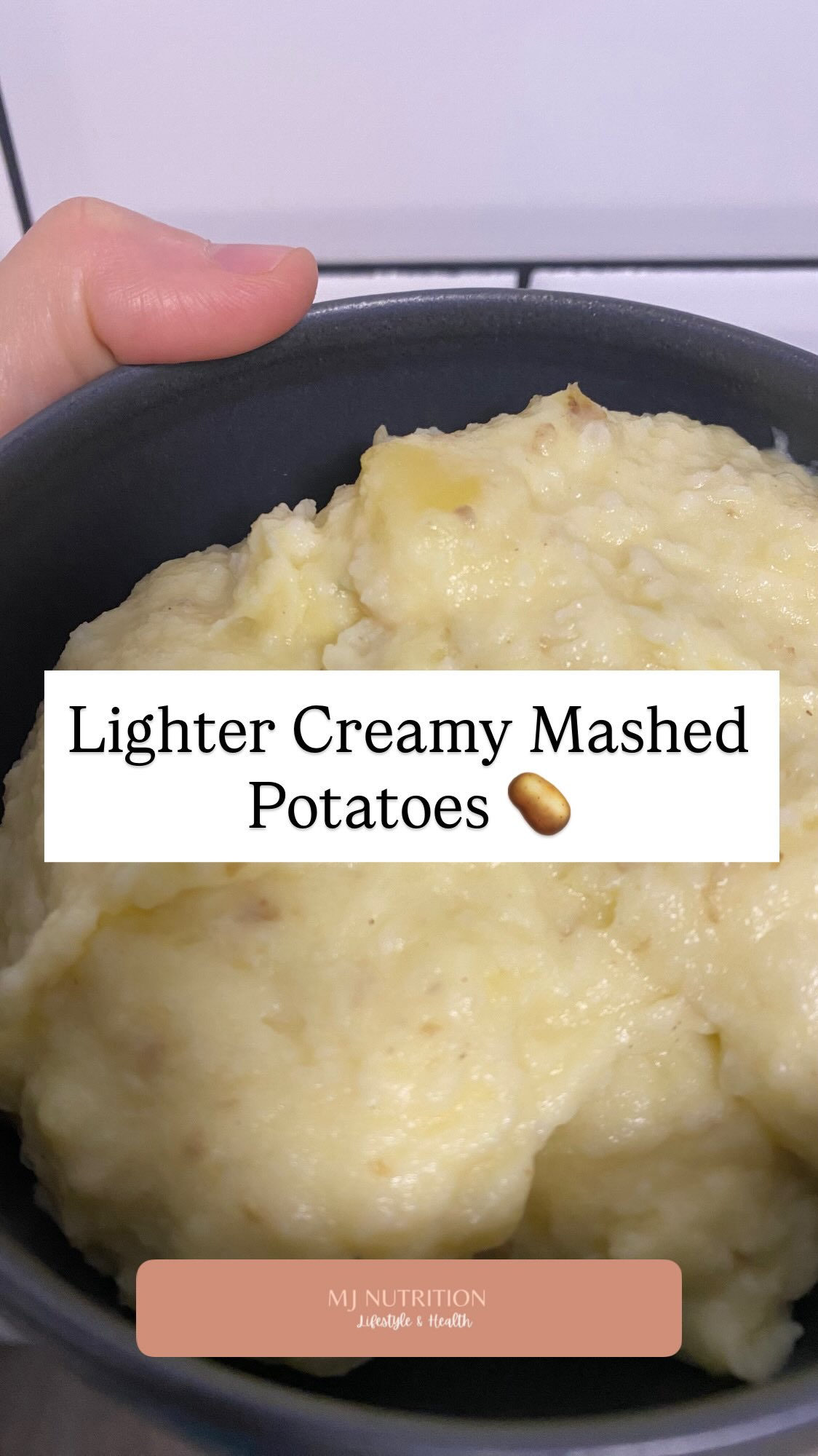 Comfort food doesn’t need to be complicated 🤍
This cauliflower & potato mash is one of my favourite ways to gently upgrade a classic, keeping the comfort, while adding fibre and supporting blood sugar balance and digestion.
✔️ Half potato, half cauliflower
✔️ Creamy without cream
✔️ Nourishing, realistic, family-friendly
This is exactly how I approach food at MJ Nutrition & Lifestyle, simple swaps that support your body without taking away the joy.
Save this for your next midweek meal 🍽️
#MJNutritionAndLifestyle #BloodSugarBalance #RealFoodForRealLife