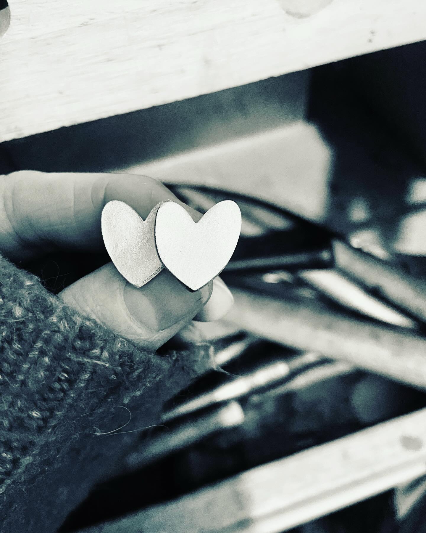 💕 I’ve got a little bit of free time in the studio this week for your last minute Valentine’s orders…if you’d like some Silver jewellery to be custom made - just for you - please get in touch BEFORE ORDERING so I can confirm I can do it! Thanks 😘