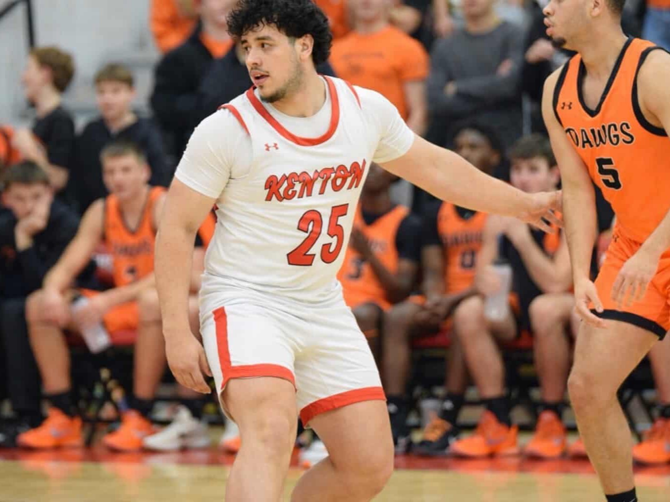 Game time! 🏀🏀
FLEXers are playing for their high school sports teams this winter, and they are loving the school spirit. Check out some of these actions shots from a recent high school basketball game!
#FLEXProgram #Exchangeourworld