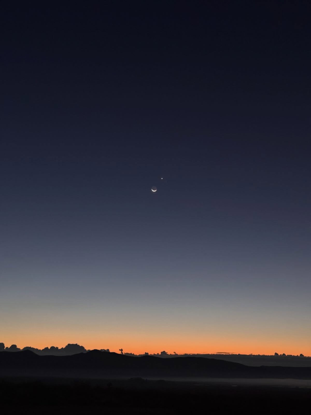The New Moon is approaching, and there is nowhere quite like the high desert to witness its beauty. As a certified International Dark Sky Park, Joshua Tree is the ultimate escape from the glow of LA. Here the peaceful silence of the desert and the dazzling night sky become one. With the moon’s light at its minimum, the Milky Way paints a breathtaking canvas above.
In Joshua Tree, the universe feels so close you could touch it.
Peek New Moon stargazing window: February 13th - 21st.
#desertsky #visitcalifornia #wellnessvacation #traveldestination #restorativestays