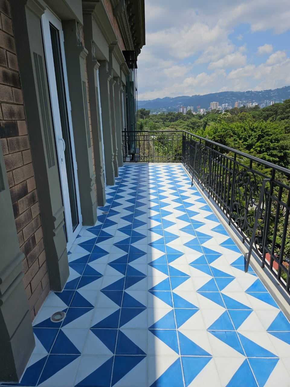 Piso cemento liquido | Diagonal 25x25 | Azul