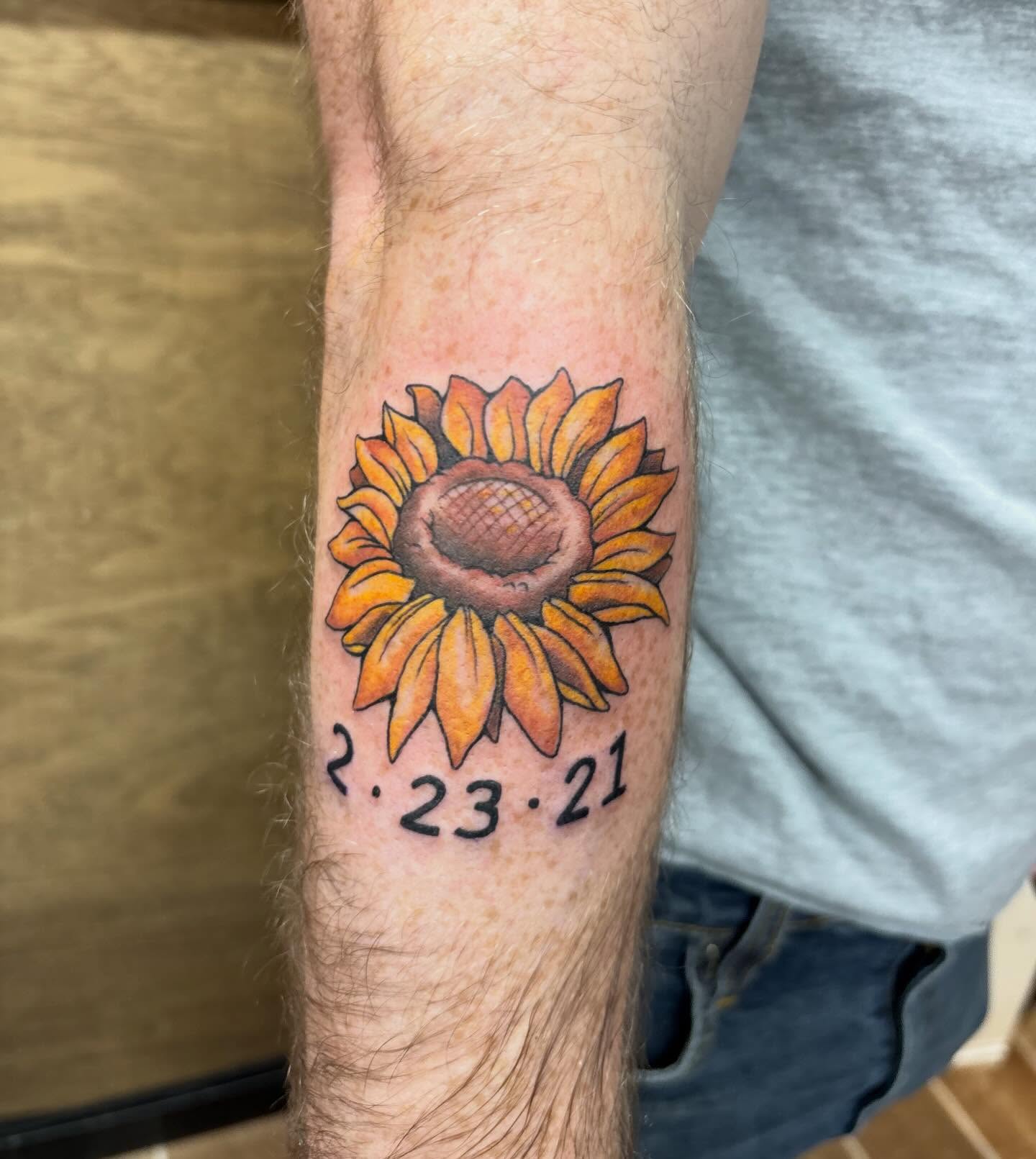 Great batch of walk-ins from today! Love the variety, keeps things interesting ✨🔥 DM if you’ve got ideas, I’d love to bring em to life #tattoo #colortattoo #blackandgreytattoo #illustration