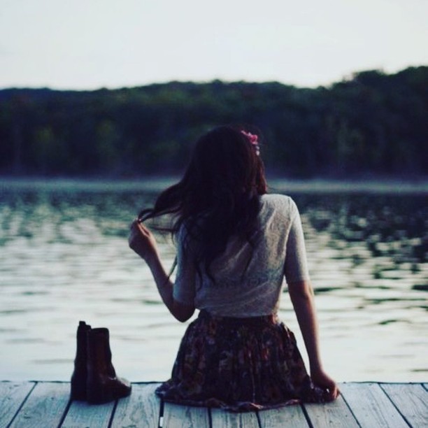 Conferencia Enric Corbera " aprender a vivir de nuevo"
Debbie Ford (2001) en el secreto de la sombra, " si estás estancado en una mala situación o en una relación que te quita poder, durante más de un año, no permitas que la historia que te cuentas te seduzca"