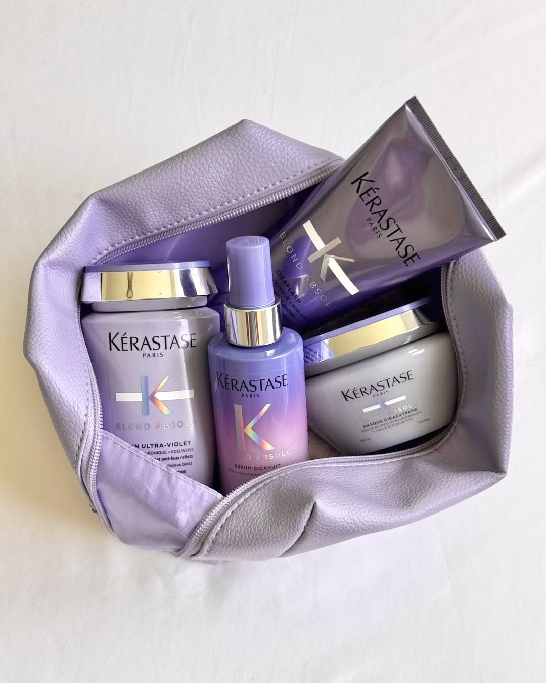 Blond Absolu isn’t just haircare — it’s a glow ritual for every shade of blonde. 💜✨
#BlondAbsolu #KerastaseQatar #BeautyBoxQatar #BlondeHairCare #DohaSalon