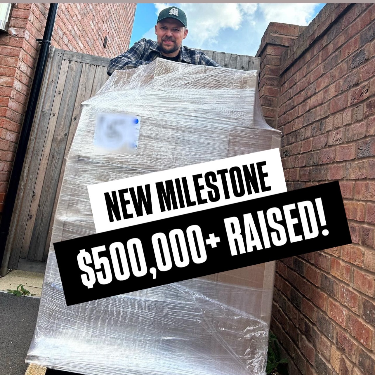 NEW MILESTONE UNLOCKED! 🏆
$500,000+ raised 💀
68 campaigns funded 📚
5,000+ unique backers 🌍
Shipped to 50+ countries ✈️
Thank you for supporting indie horror and helping AfterLight Comics grow beyond the shadows 🖤