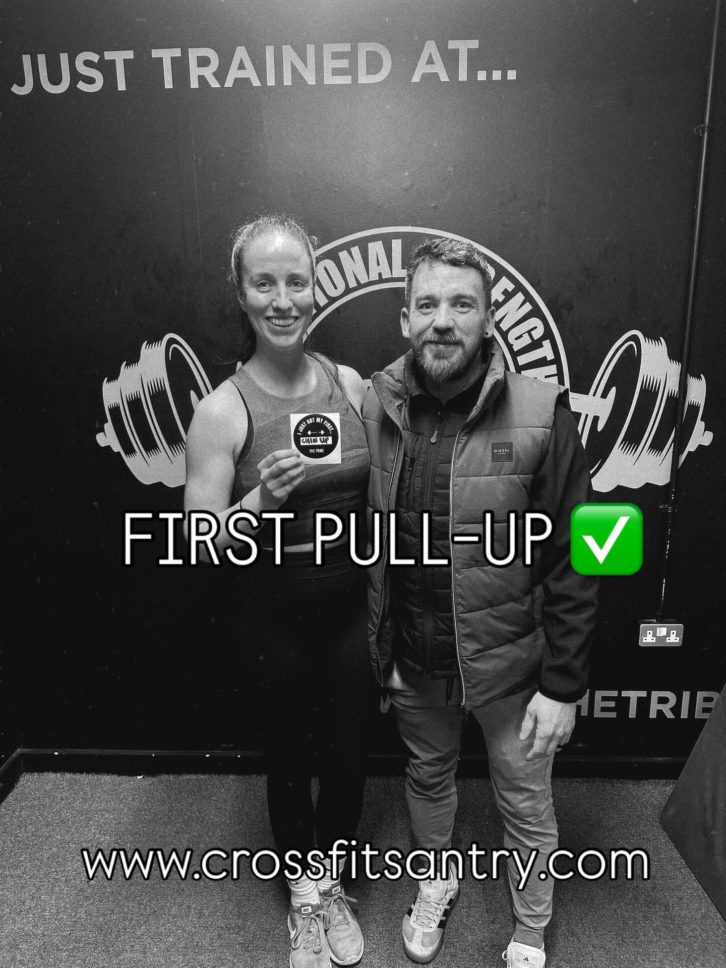 FIRST PULL-UP FEELS 💪
Last night Brianna got her first ever strict pull-up AND strict chin-up after class 🙌
Surrounded by the usual suspects and full Tribe hype crew, she proved exactly what we’re always saying –
stick with the training, show up consistently, and strength WILL come.
No shortcuts.
No magic programmes.
Just turning up, doing the work, and trusting the process.
Moments like this are what the Tribe is all about – celebrating real progress with real people who refuse to quit on themselves.
Well done Brianna – a Tribe legend through and through 🖤
Ready to start your own journey to pull-ups, confidence and long-term strength?
👉 Join CrossFit Santry and finally unlock those goals you’ve been talking about.
📍 CrossFit Santry
Unit 9C, Santry Hall Industrial Estate, D09 X63C
#CrossFitSantry #TheTribe #FirstPullUp #StrengthTraining #ConsistencyWins