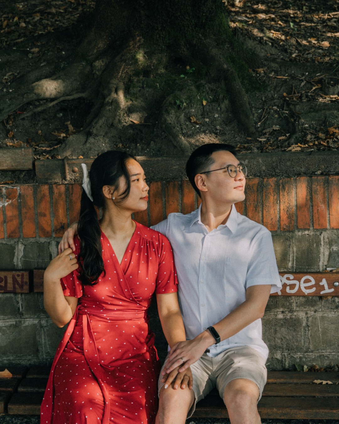 Buena vibra, luces lindas y complicidad… así se sintió esta sesión.
Me encanta ser testigo de estas etapas tan bonitas, en especial de una preboda y encima poder capturarlo con mi cámara… uff, bendición.
Gracias por dejarme contar un pedacito de su historia a mi manera. 🔥📸
#Preboda #SanSebastianPhotographer #Donostia #PreWeddingVibes #LoveStoryReal #FotografiaDeBodas #MomentosQueSeSienten #ParejasReales #LoveAndVibes #BasqueCountryPhotographer