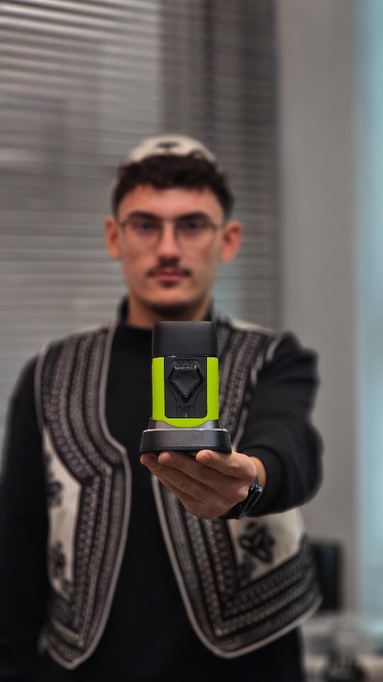 Rrul profesional
#berber #albania #barberproducts #kemei