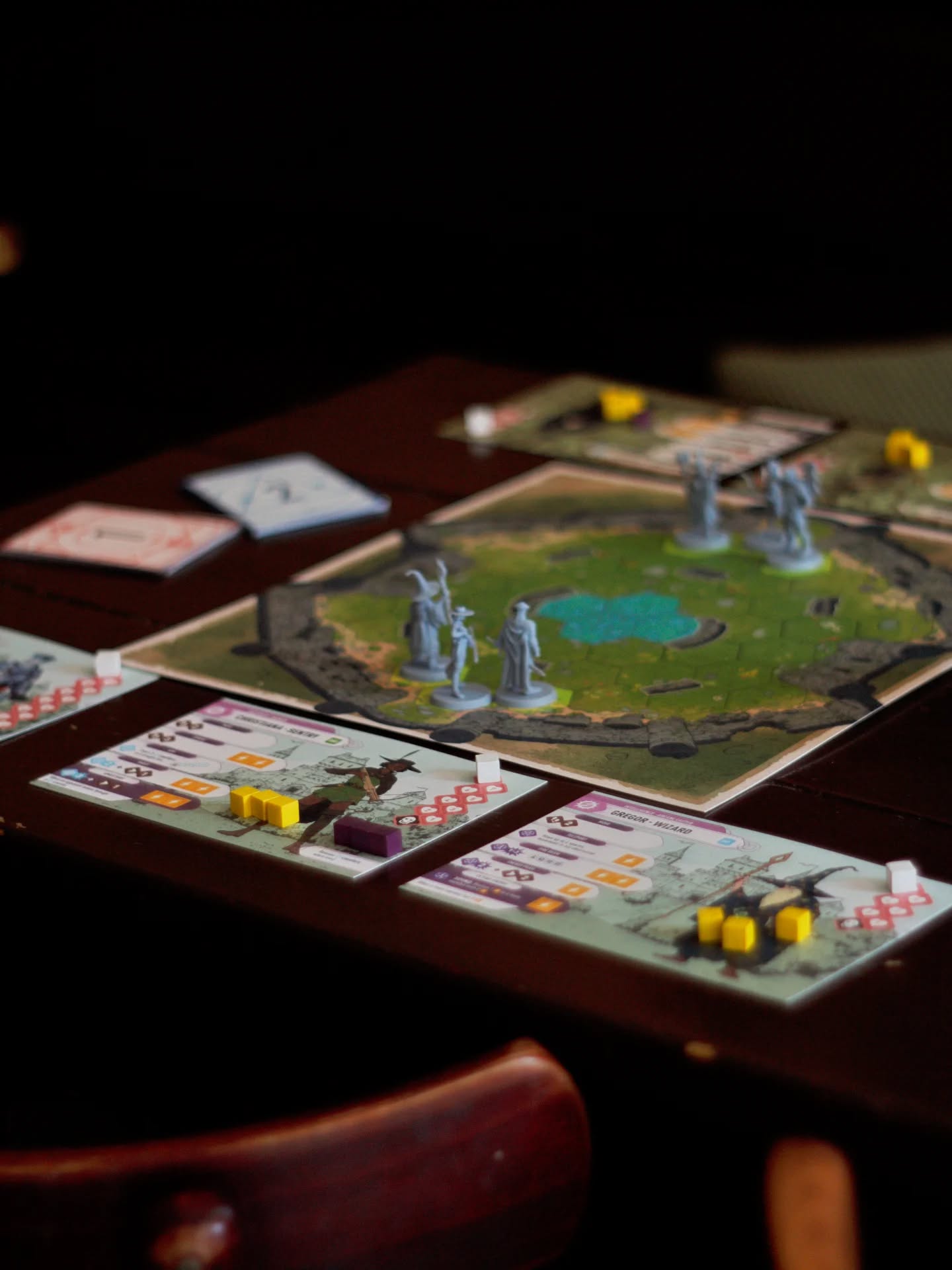 Regulus High-Fantasy Arena-Sports can be played anywhere!
No terrain or hour long set-up just flip open the arena book and start playing!
This photo was taken during a promotional tournament in a small cafe in amsterdam.
Follow the campaign page for an exclusive follower reward (link in bio)
#Regulus #kickstarter #boardgame #crowdfunding #miniatures