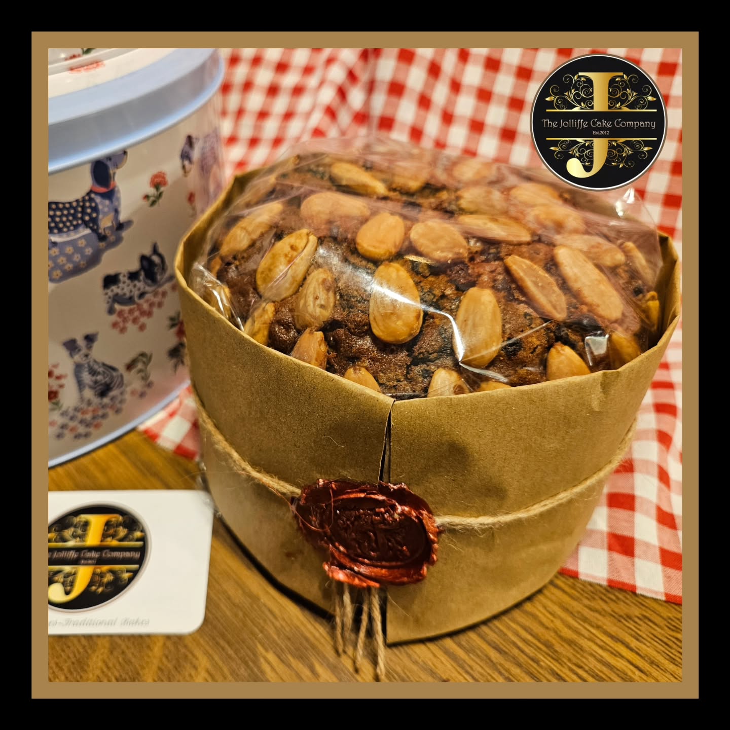 Orders this week included Dundee cake, 6ins approx 1500g, wrapped and wax sealed, Chocolate Oat Squares/ Oaties, Organic Lemon Drizzle, lots of Bread pudding, box of 12 squares and along with Traditional lardy cake, also Lardy cake suitable for Vegetarian. All posted via Royal mail. There are lots to temp you on our website #thejolliffecakecompany #bakesbypost #dundeecake #breadpudding #ukberkshire