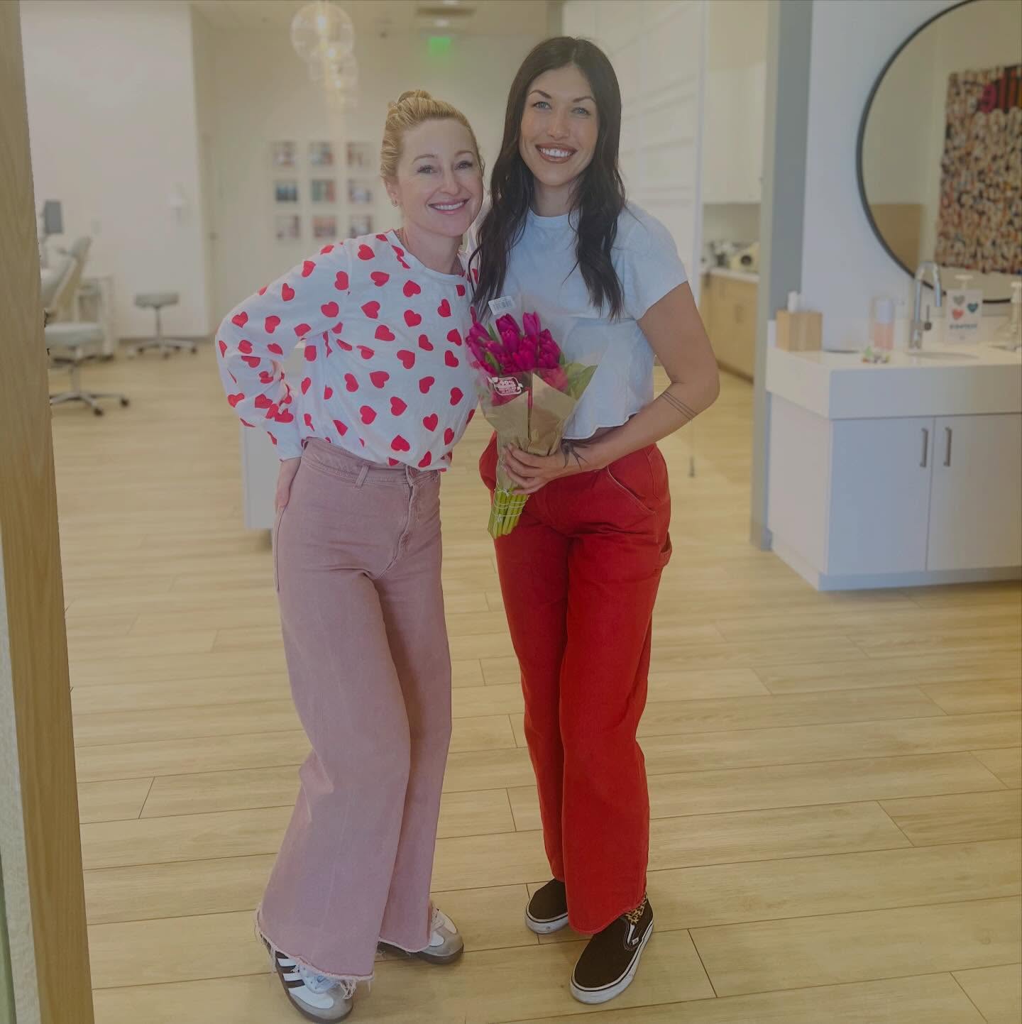 Happy 2-year anniversary, Yvonne! @von_rooster_ 🎉
We can’t believe it’s already been two years! So many fun memories and so many smiles along the way. Thank you for always being genuine, kind, and such a wonderful teammate. We are so thankful for you! 💕❤️🩷
•
•
📍 Huntington Beach | Orange County | California
☎️ (714) 500-7147
🌎 www.messenger-smiles.com
•
•
•
#CheersToTwoYears
#TeamSpotlight
#WeLoveOurTeam
#SmilesBehindTheSmiles
#OrthoCrew