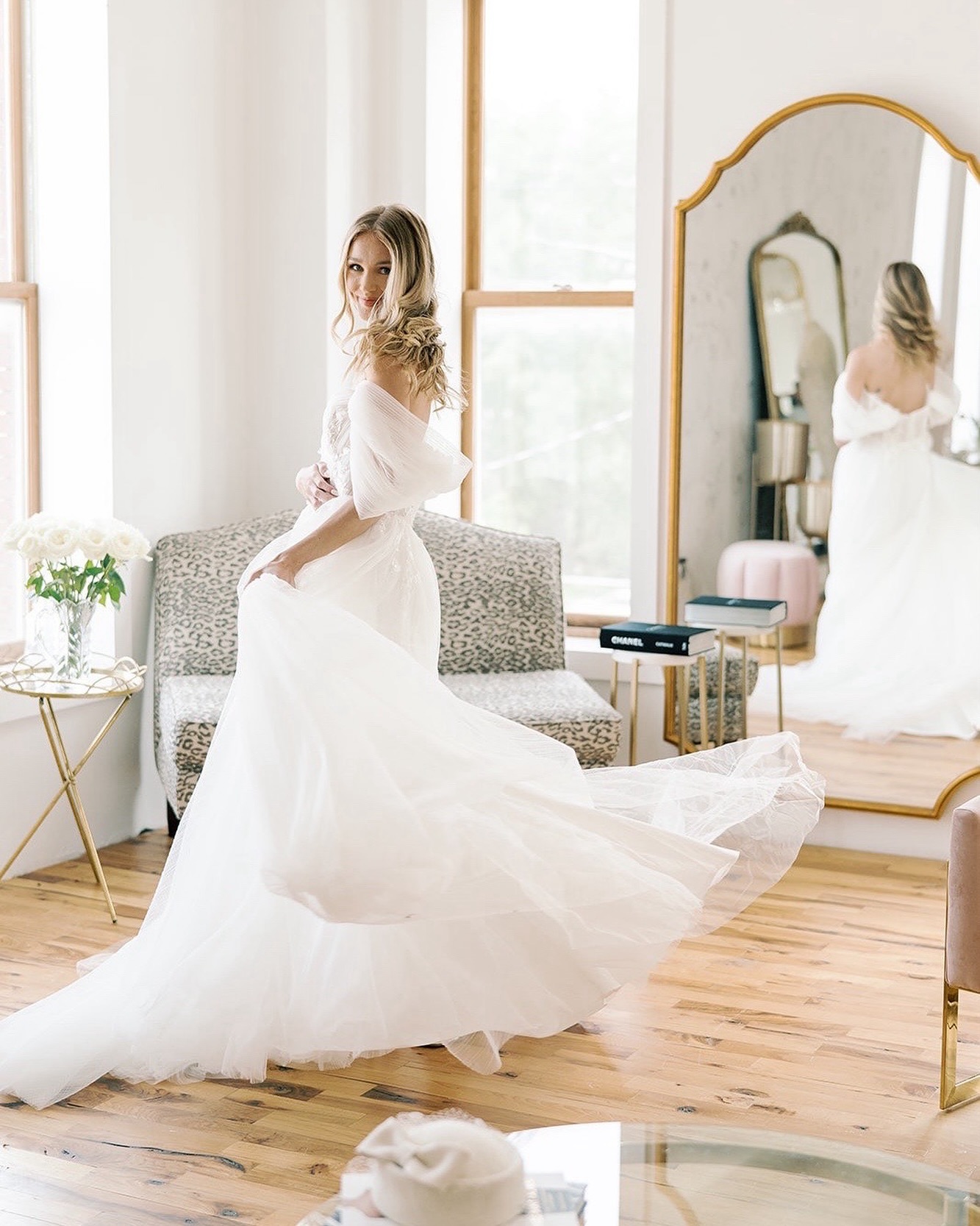 Gigi Brides! We’re twirling for joy, gorgeous new gowns have arrived in store! See our stories for a sneak peek at a few of these clean beauties! Don’t miss the hint of lace on the first style…swoon!
.
Book online now at www.gigiblanc.com
.
.
.
.
.
.
.
#gigiblanc #bridal #bridalboutique #wedding #weddingdress #bridalgown #bridalcollection #weddinginspiration #shopsmall #localbusiness #shoplocal #bridalshower #bridaldresses