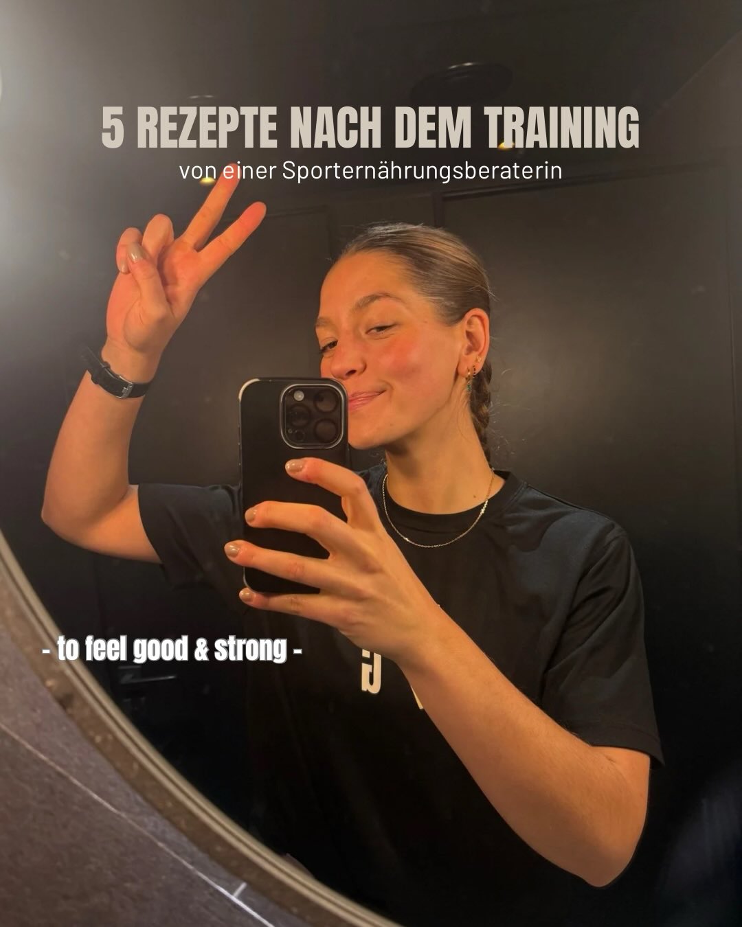 Eine zeitnahe, bedarfsgerechte Mahlzeit im Anschluss ans Training mit Kohlenhydraten und Protein unterstützt u.a. Regeneration, Muskelreparatur & Trainingsanpassung – für langfristig mehr Energie, Leistungsfähigkeit & Wohlbefinden!! ⚡️
Lasst es euch schmecken & speichert euch den Beitrag für später ab!☺️
Alle Rezepte sind schnell & einfach zubereitet und enthalten mind. 30-40g Protein!
Hier grobe Angaben zur Orientierung:
Rote Bete Pasta: 40g Protein (bei 1 Portion)
Ofengemüse: 30-35g Protein (bei 3 Portionen)
Gnocchi-Pfanne: 35-42g Protein (bei 1 Portion)
Post Workout Shake: 32g Protein (bei 1 Portion)
Kichererbsen-Curry: 40g Protein (bei 3 Portionen)
Ich bin überhaupt kein Fan von konkreten Portionsangaben, weshalb ich nur „mehrere Portionen“ oder „(m)eine Portion“ dazu geschrieben habe.🙃
#sporternährung #postworkout #postworkoutmeals #rezepte #proteinreich