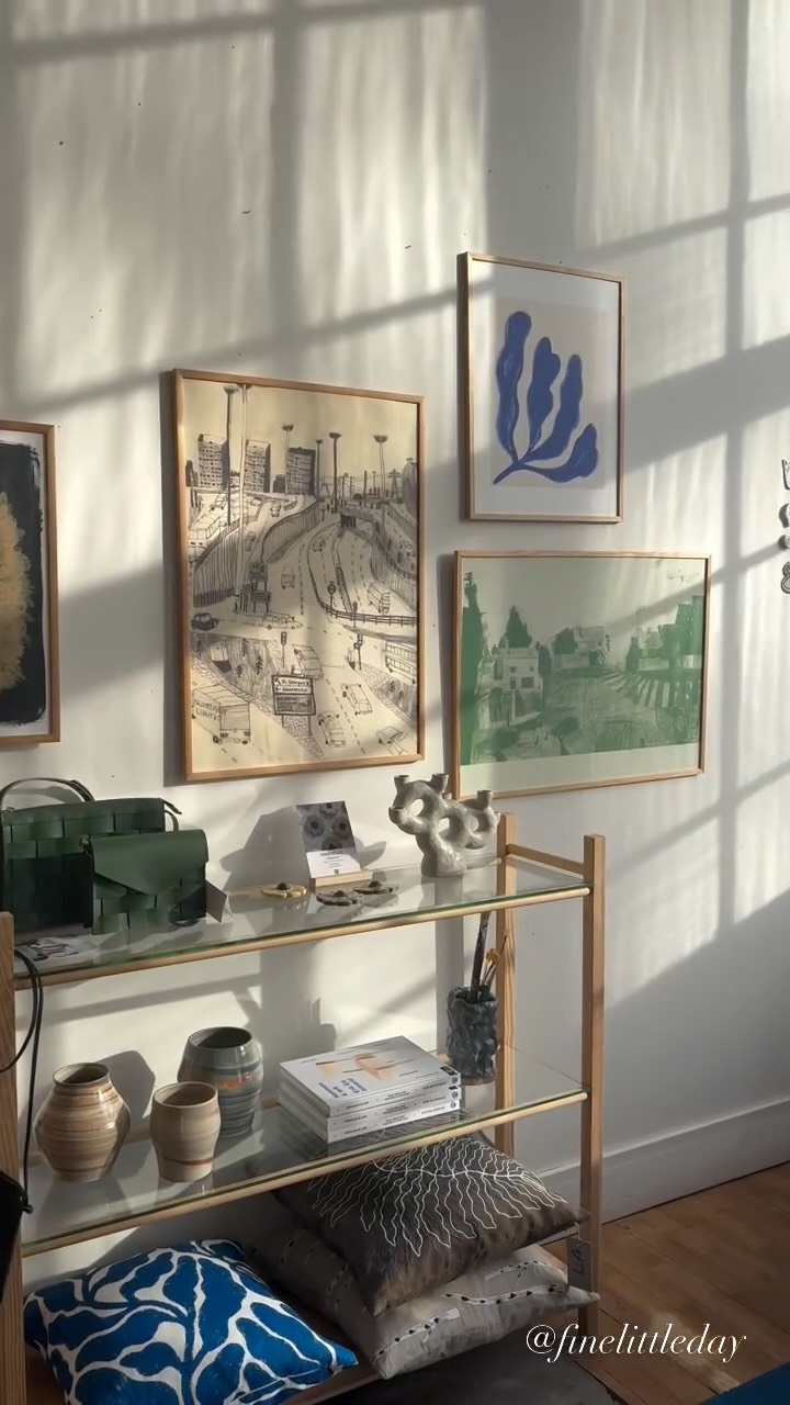 Snön är tillbaka ❄️ men det stoppar inte oss på spinneriet från att ha öppet!
Sväng förbi och unna dig något fint i vintersnön!
#spinnerietlindome #unikabutiker #utflyktsmål #destination