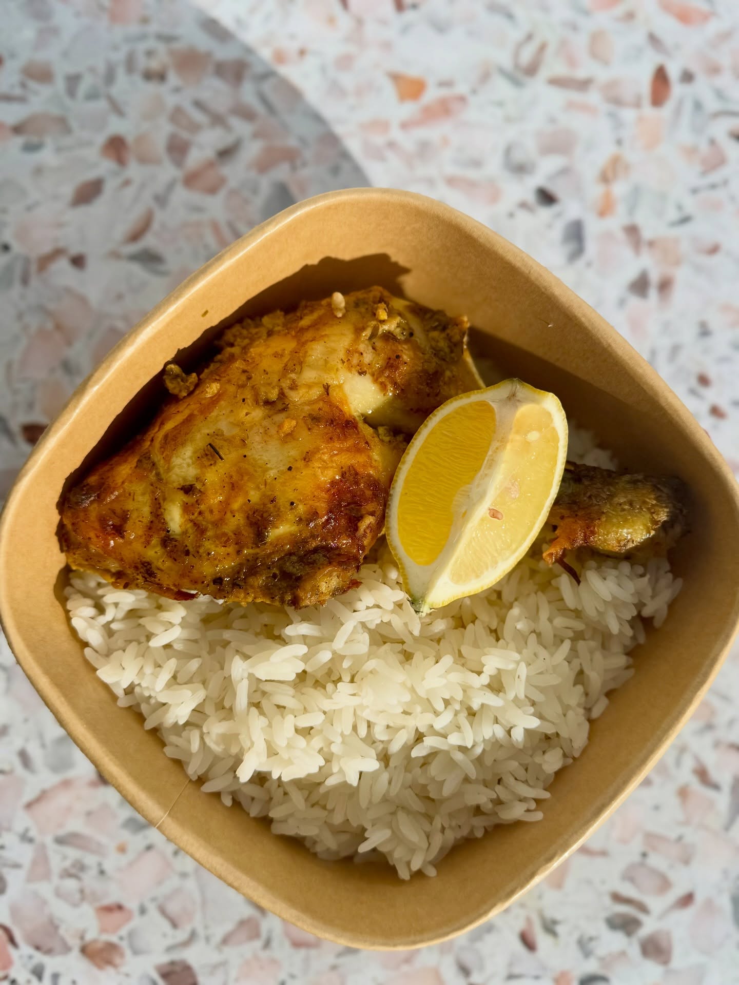 Happy Friday 💃
This weeks specials:
• Fava dip with pita bread £6 🌱
A smooth, creamy dip of yellow split peas, drizzled with olive oil, topped with pickled onions and capers. Served with pita bread. Will post photo later 🤪
• Kotopoulo - oven roasted chicken £14
Oven-roasted chicken baked with olive oil, lemon, mustard and herbs, served alongside rice.
• Revani cake £3.50
A light, moist Greek sponge cake soaked in fragrant orange syrup.
And don’t forget - you can now buy You+I Kombuchas as well 🤗