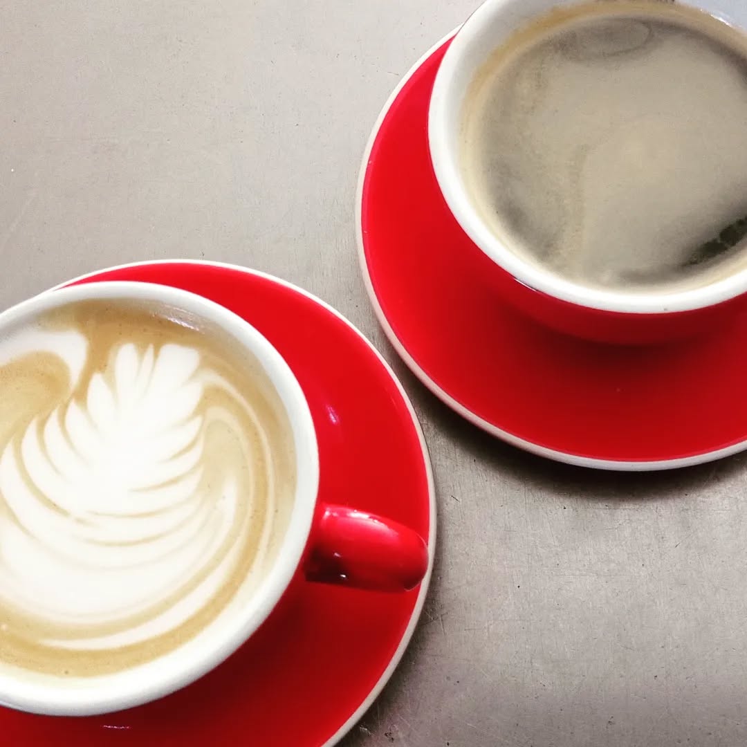 Double trouble.
.
.
.
.
.
.
.
.
#sidamo #ethiopian #africa #coffee #arabicacoffee #coffeepeople #coffeeaddicts #coffeelover #robusta #espresso #latte #coffeedaily #lattegram #cuppa #cappuccino #kenya #rwanda #zambia #ethiopia #capetown #instacoffee #levelup @lamarzocco #lamarzocco @terroircoffeeroasters #terroircoffeeroasters #terroir