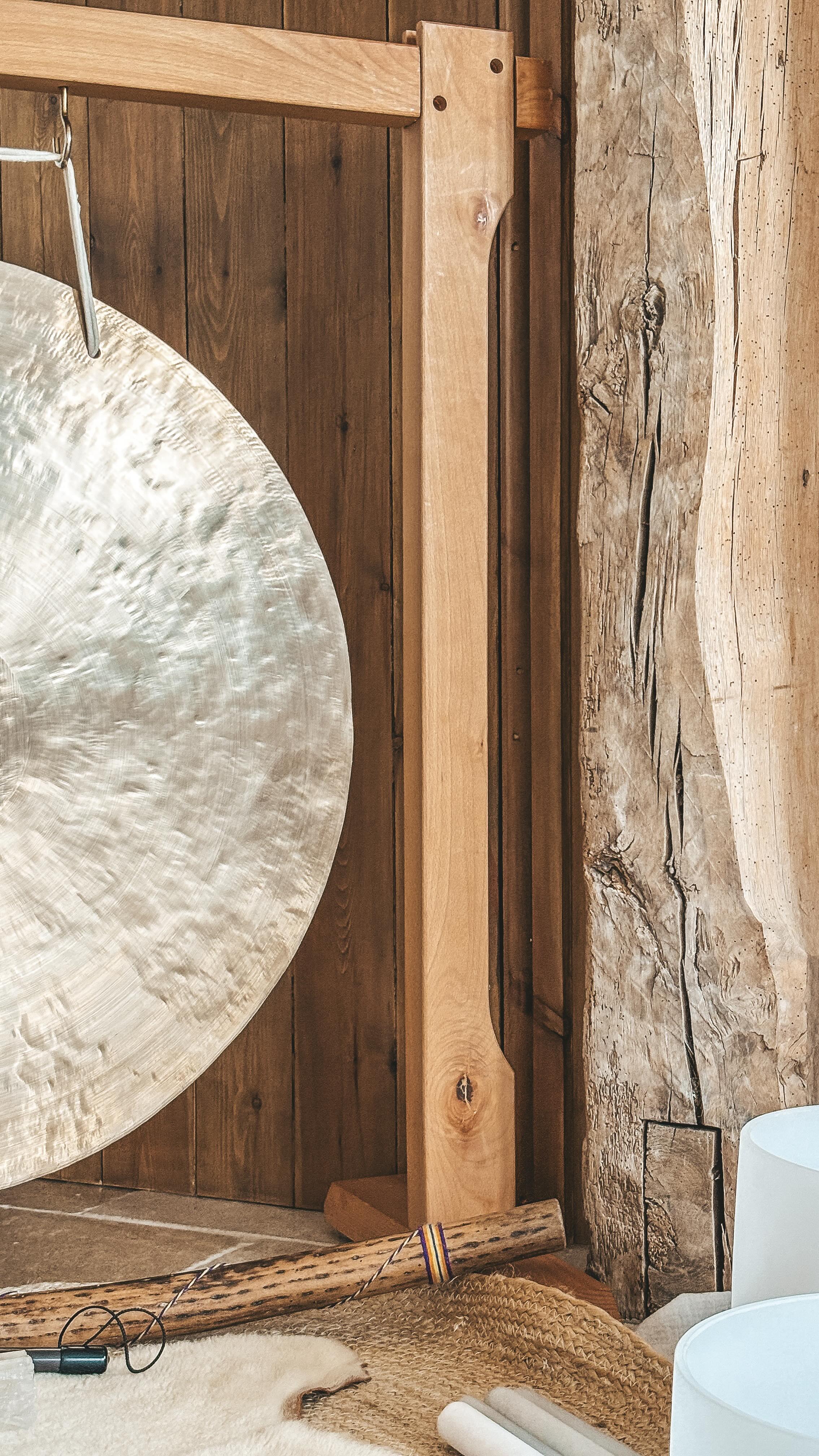 There’s a magic that happens when the gong meets the rain. It’s like the universe brings two layers of healing together as a hug of safety. While the gong vibrates through your cells to shake loose any stored-up tension, the sound of the rain soothes and washes away any busy thoughts, together they create a rhythmic anchor that keeps you grounded in the moment.
Next time the clouds roll in, lie down and listen. 🌧️
🎧 Headphones on!
#soundbath #gongbath #naturemedicine #wildloveyoga #wyreforest