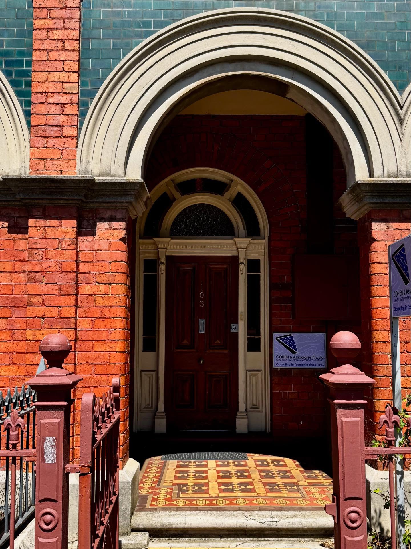 Seven hours wandering through Launceston today, completely lost (in the best way) admiring the architecture and stories these buildings hold. From Georgian symmetry to ornate Victorian details and beautiful Federation charm — it’s incredible how all three colonial eras sit side by side and remain so well preserved. The craftsmanship is honestly breathtaking and makes you wonder about the hands that built them… and also the darker history behind their creation.
@launnie_tasmania
It’s a little sad seeing some upper levels sitting unused when they could bring so much life back into the city. I truly hope development stays thoughtful here — the charm of Launceston is something special and worth protecting. I don’t mind modern architecture at all when it blends respectfully, especially that red brick warehouse industrial style that complements the heritage so well.
Also noticed how clean and welcoming the streets feel. Like any city there is homelessness, but far less visible than many places. Launceston really feels like a living piece of history quietly evolving. 🏛️✨