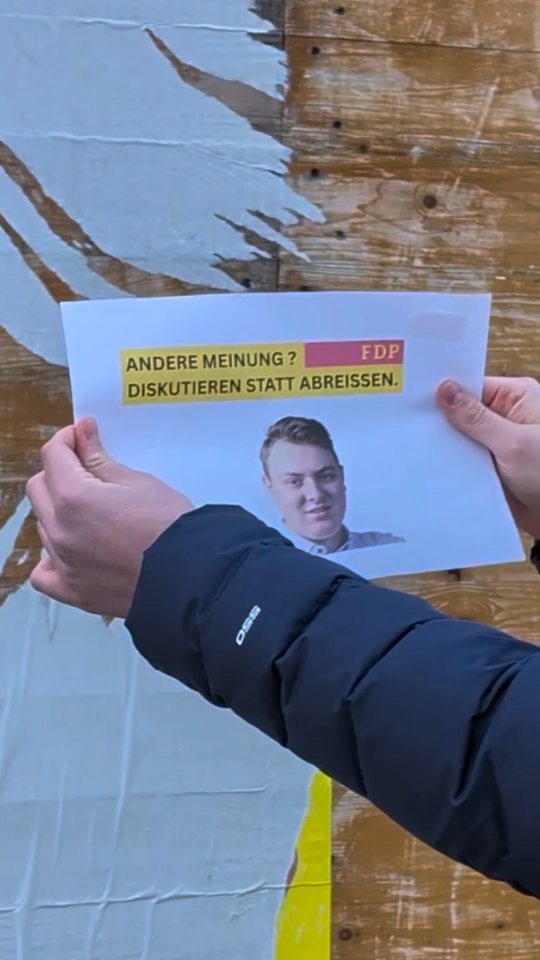 Unsere FDP-Wahlplakate in Volpertshausen wurden abgerissen.
Wir setzen auf Diskussion statt Zerstörung
#fdp #politik #demokratie