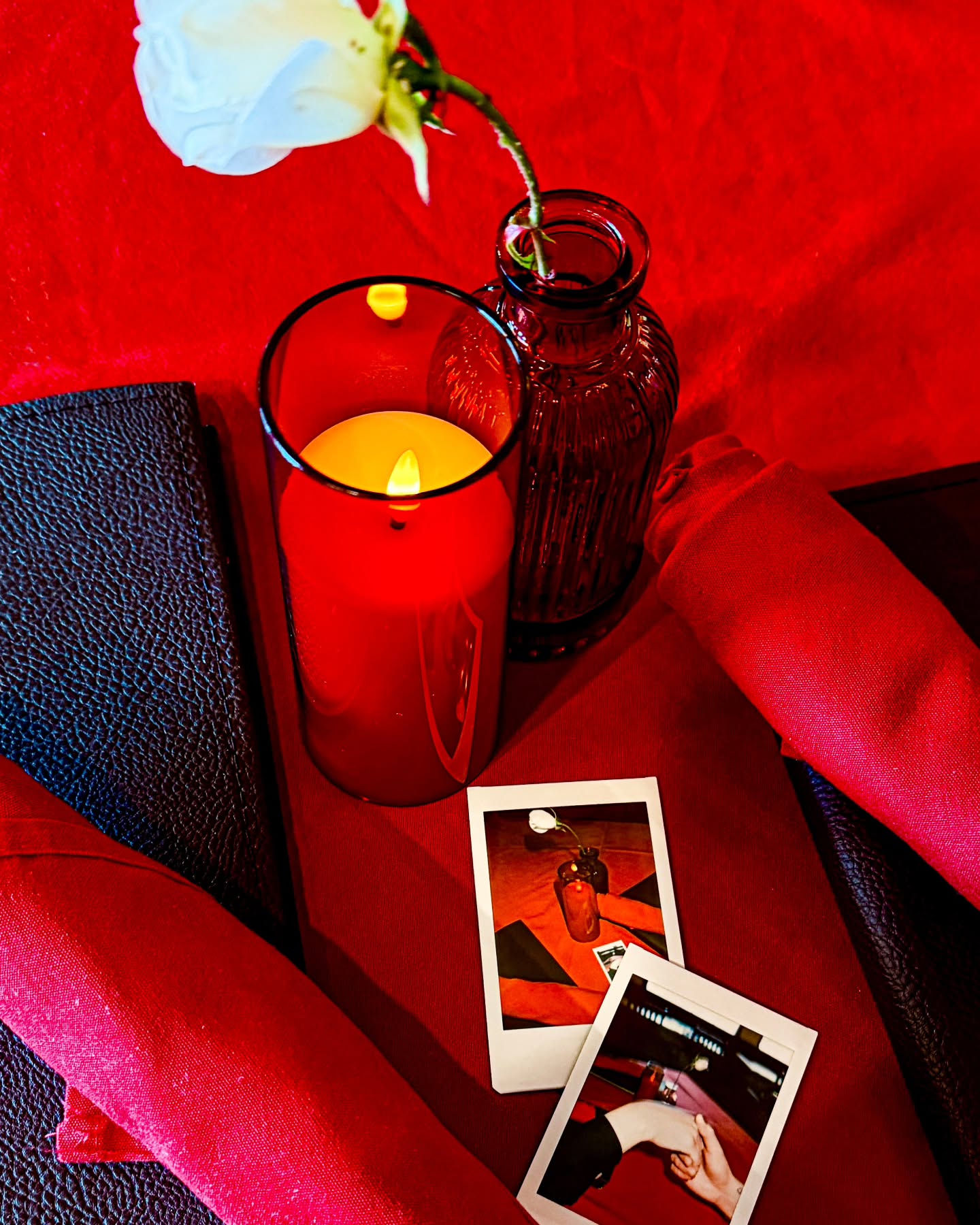 The candles are lit and the roses are set. We’re putting the finishing touches on our Valentine’s setup at Clubhouse 66 to make sure your evening is nothing short of magical.
We can't wait to see the new memories you'll capture here this week. 💖✨
#Clubhouse66 #ValentinesDay #RomanticDinner #DateNight #GlendoraEats SpecialMoments LoveIsInTheAir