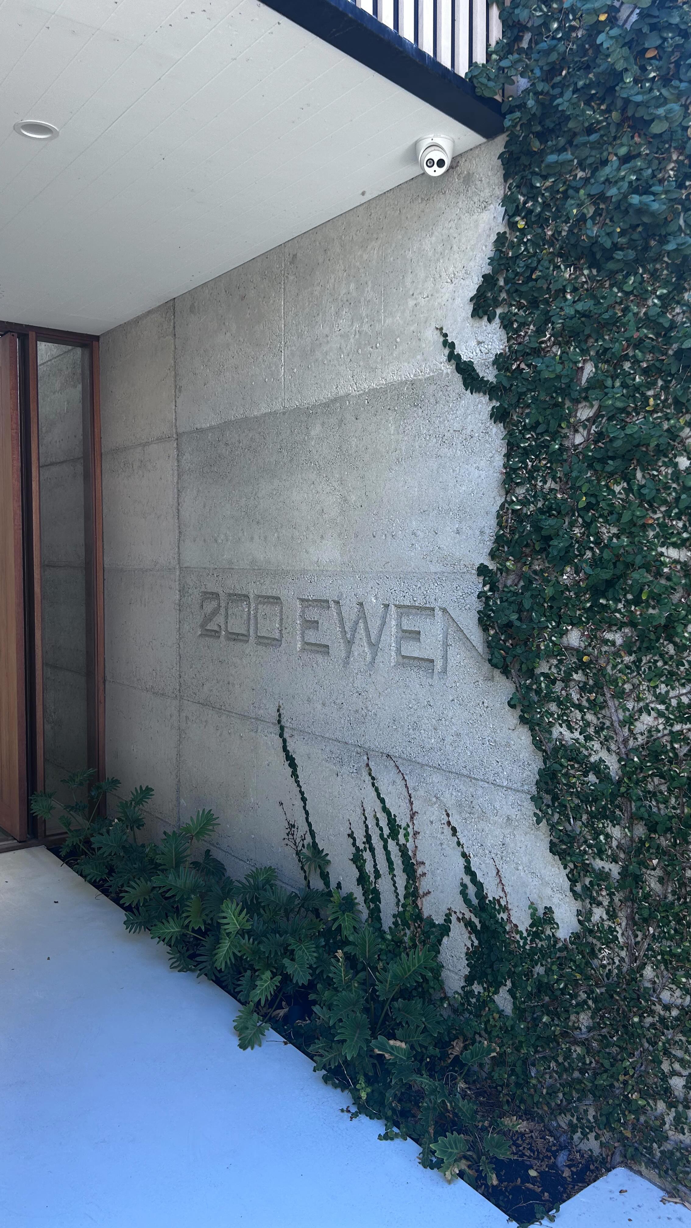 Sneak peek of 200 Ewen St, Doubleview!
A stylish executive style property boasting all the bells & whistles!!
$1500pw & open Wednesday 18th Feb
More info ➡️ https://www.hedgespropertygroup.com.au/properties/34291176
Or reach out to holly@hedgespg.com.au
#property #modernliving #perthrealestate #perthrental #justlisted