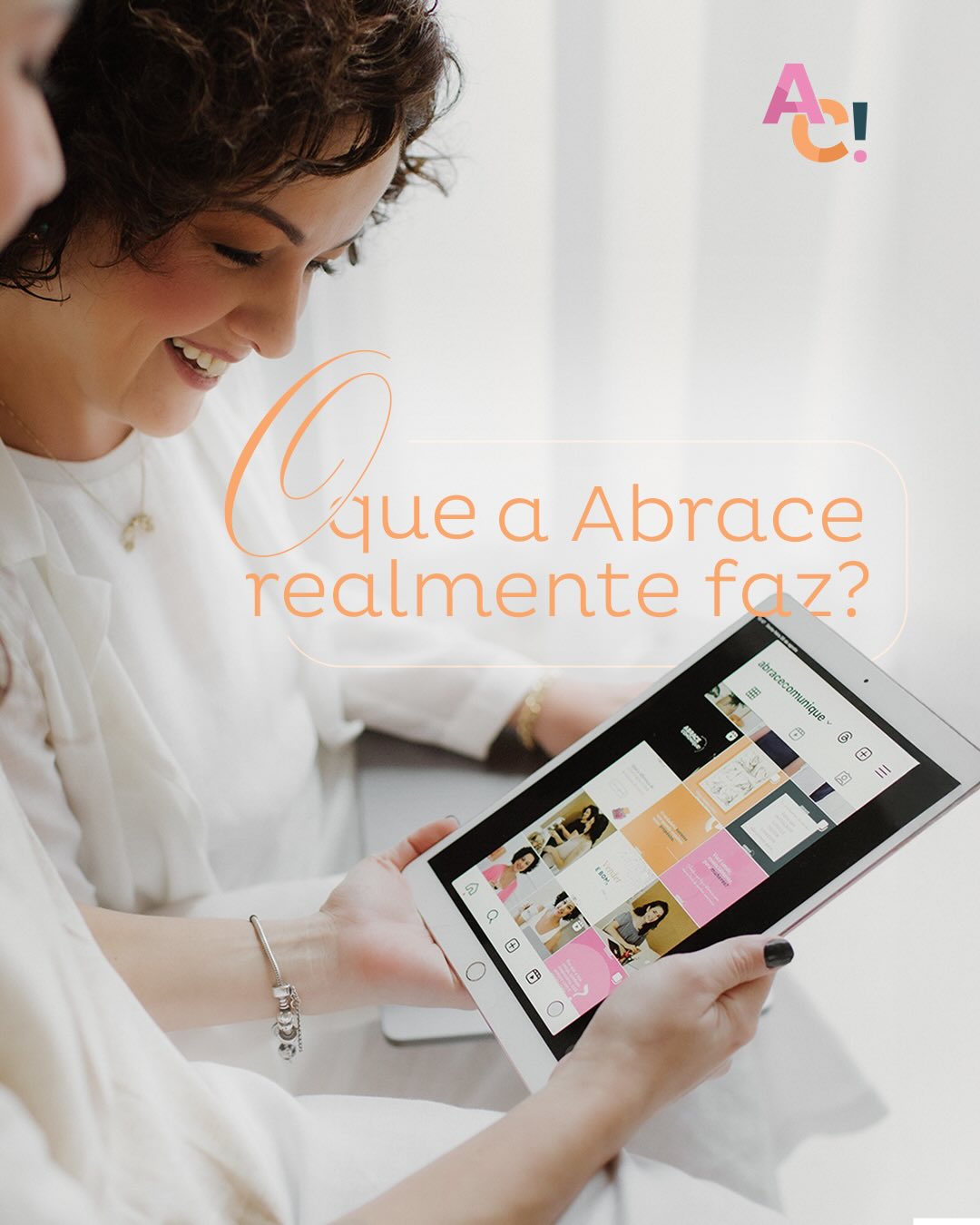 Por trás de cada entrega da Abrace, existe método, escuta e intenção.
Nosso trabalho começa muito antes do post e permanece após a publicação.
Cuidamos da comunicação para que ela seja coerente, humana e sustentável.
Não deixe mais um ano sem olhar para sua marca e seus clientes, com empatia.
#gestaodecomunicacao #brandingparasaude #experienciadocliente #autoridadedigital #abrace